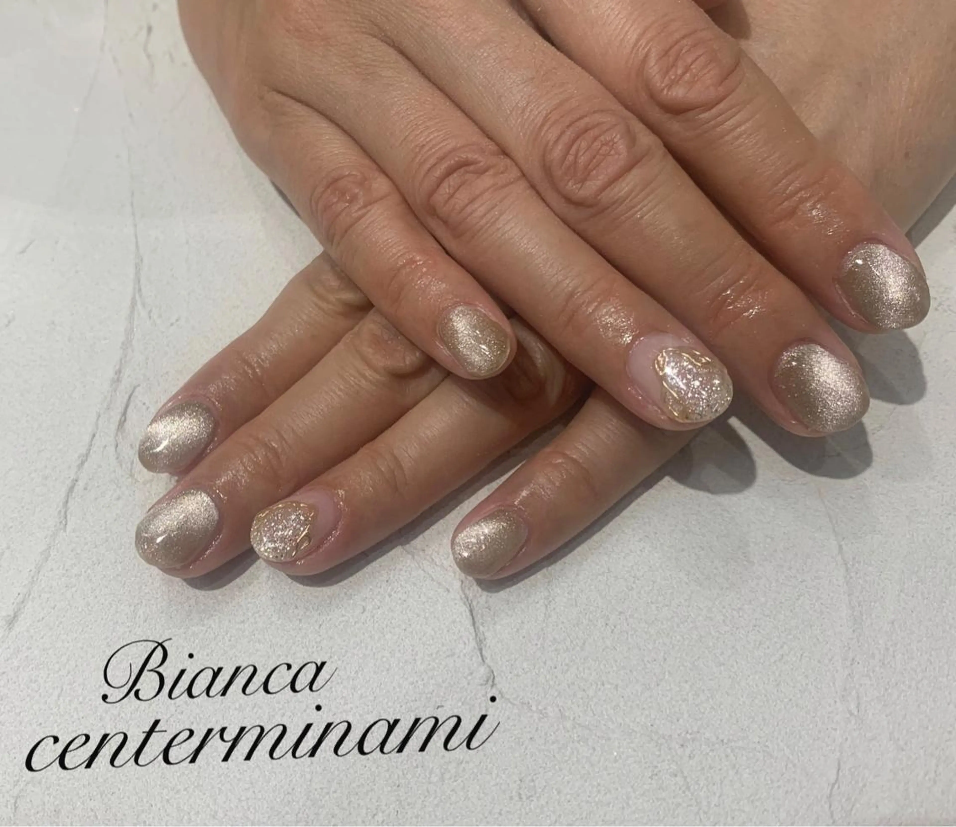 ネイル マグネットネイル ハンドネイル Bianca KIKUTIHARAのネイルデザイン