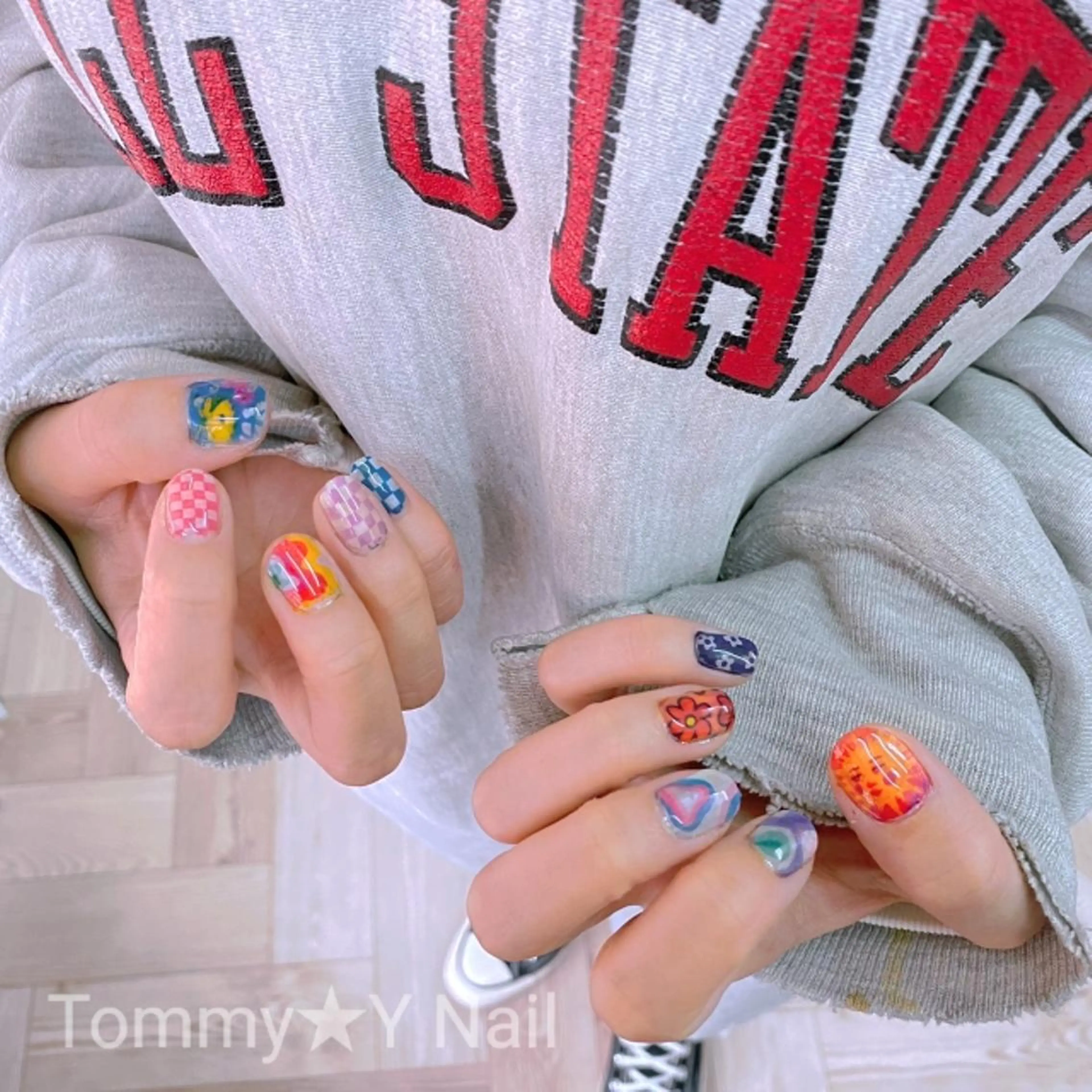 ネイル 持ち込み ハンドネイル Tomita Youのネイルデザイン