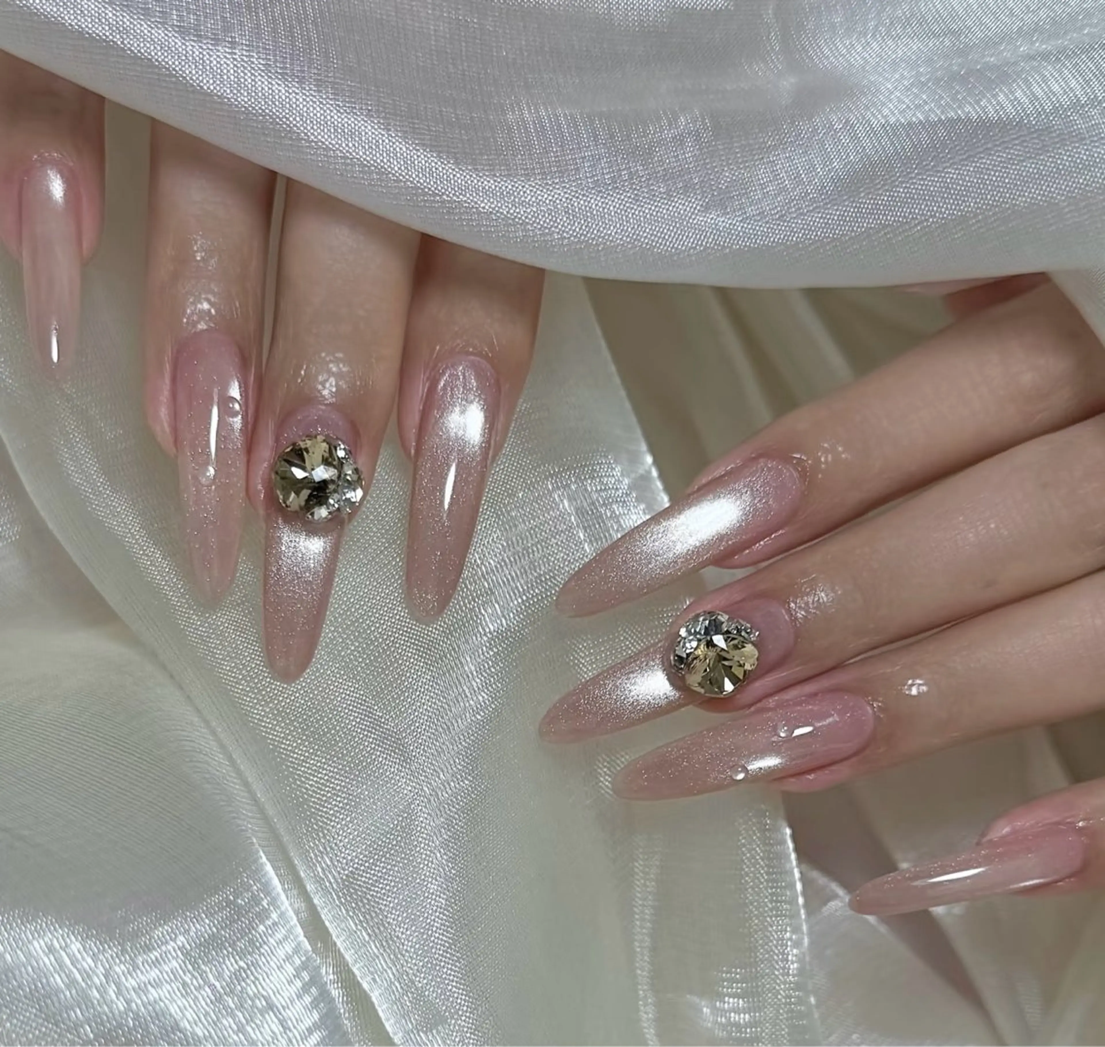 ネイル アニマル柄 チークネイル 成人式 フラッシュネイル フットネイル ハンドネイル 大宮駅5分/持込/ 長さだし/Umのネイルデザイン