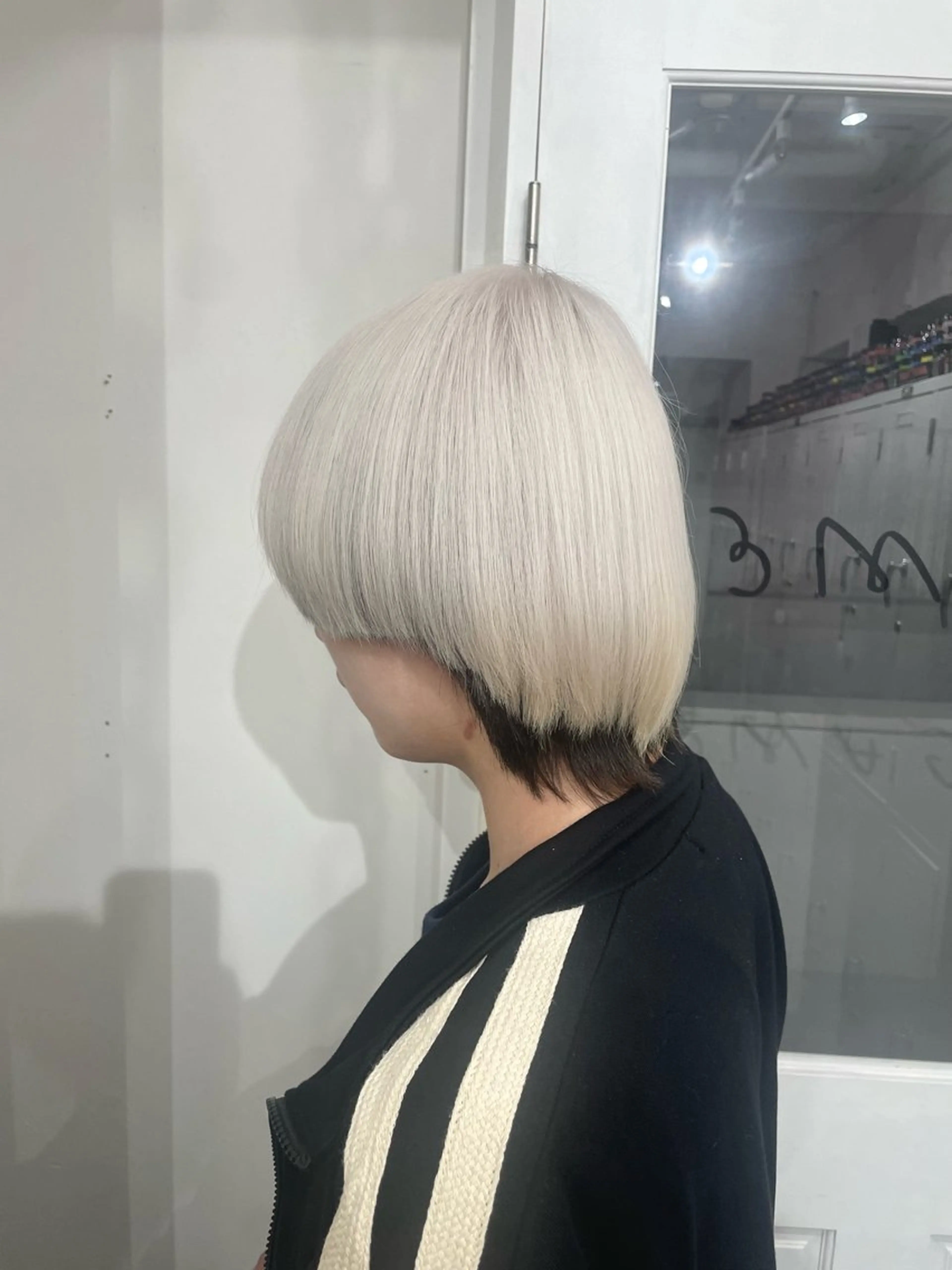 【メンズでホワイトカラーにしたい方必見】2ブリーチ+カラー+2stepトリートメントの写真