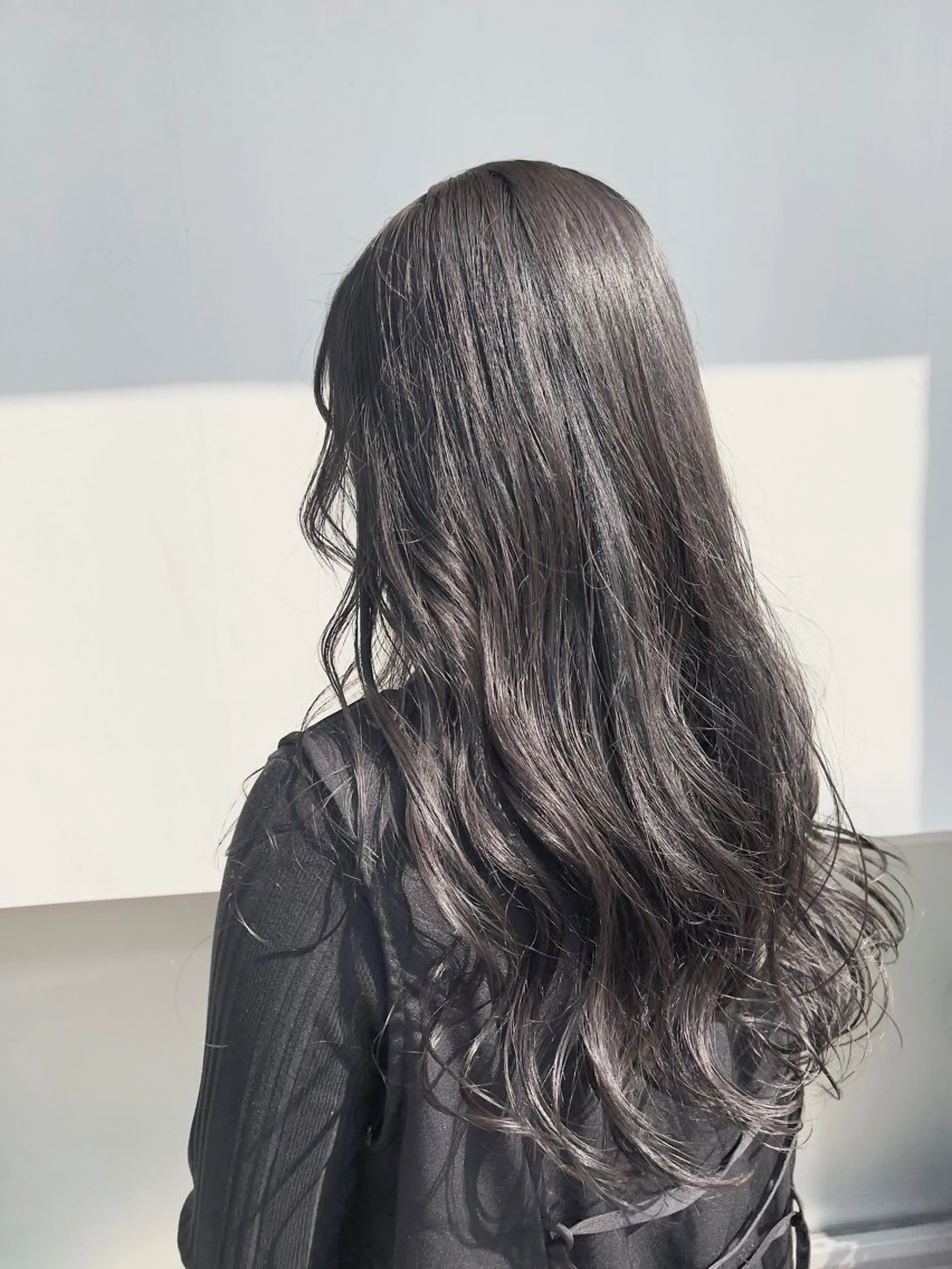 カラー AIconic nagoya所属・縮毛矯正/ レイヤー/ミディアムのヘアスタイル