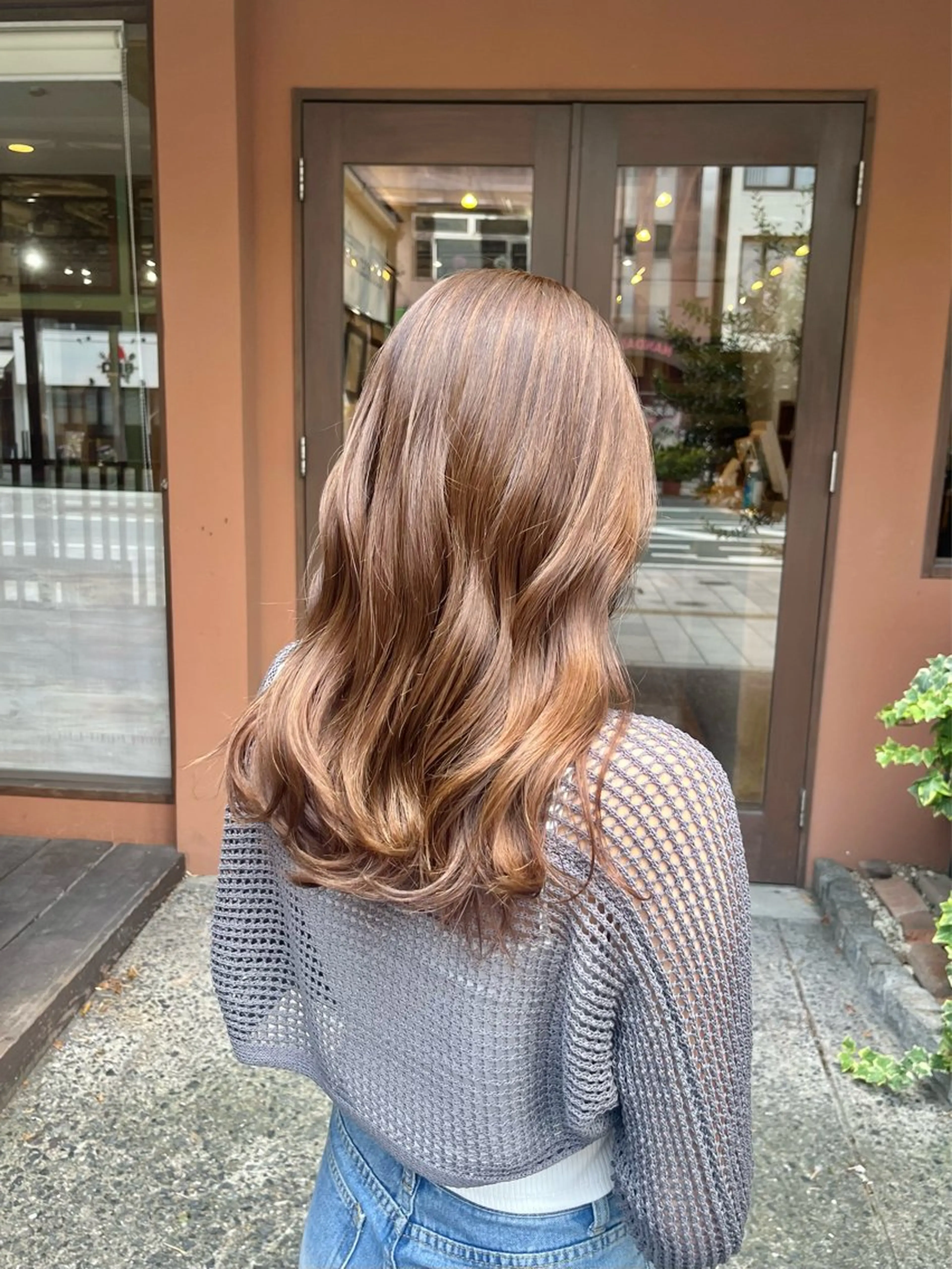 ミディアム カラー ベージュカラー ダブルカラー トリートメント 🫧ブリーチ×透明感 カラー🎀ココカラのヘアスタイル