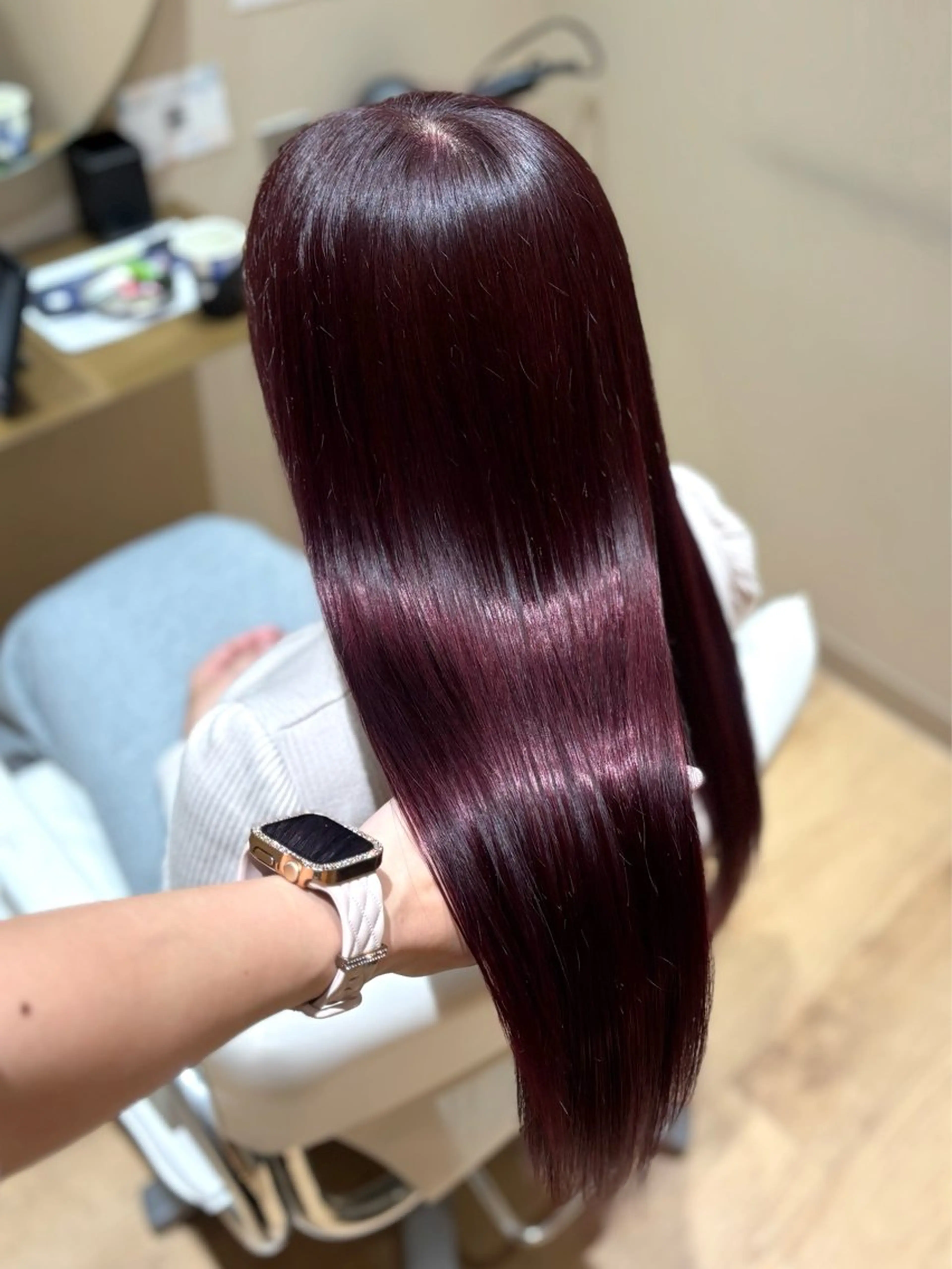 ロング カラー ブリーチ ブリーチなしカラー ヘアカラー トリートメント miwa♡暖色カラー 盛れる顔周り.ヘアメのヘアスタイル