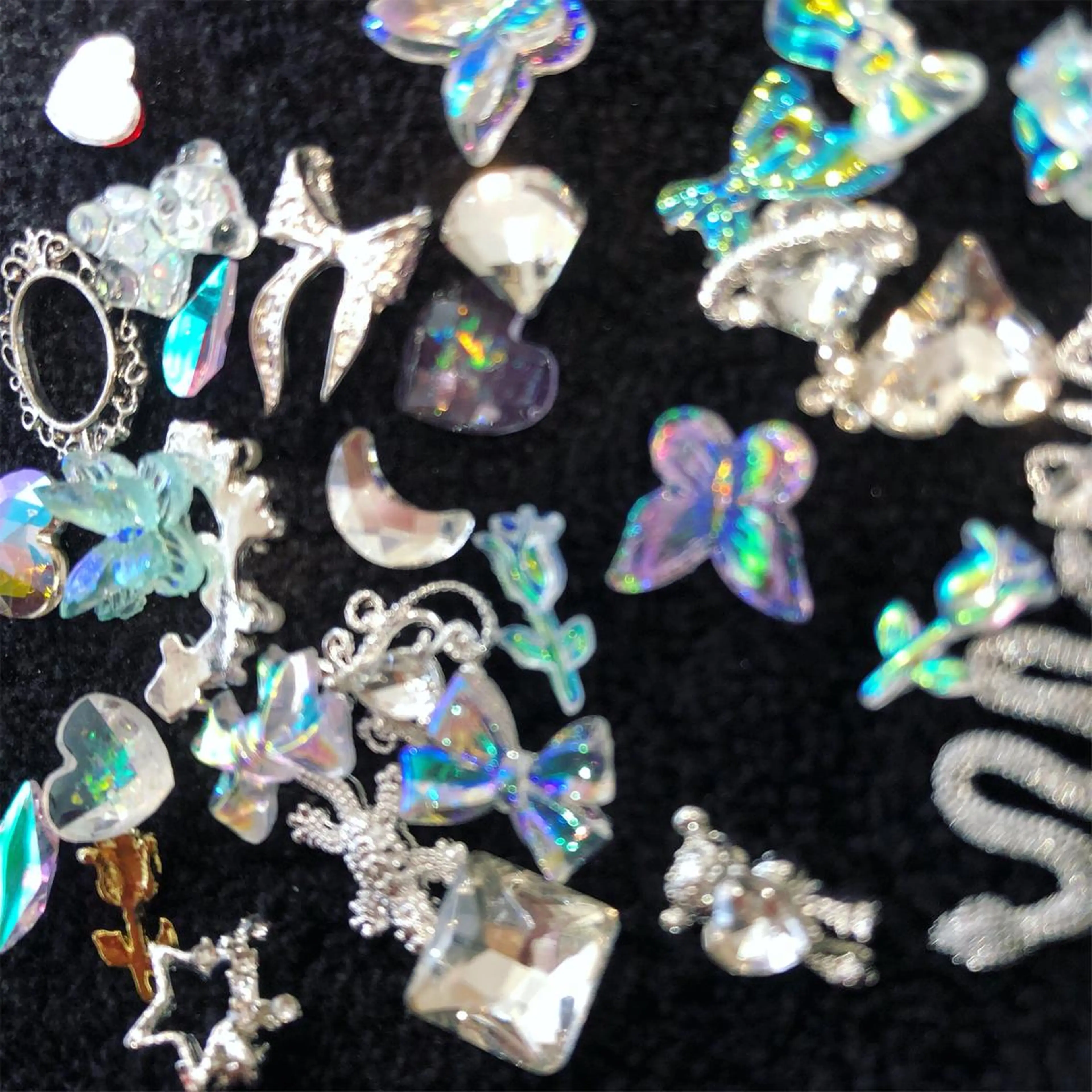 ネイル le'a moe KONAMIのネイルデザイン