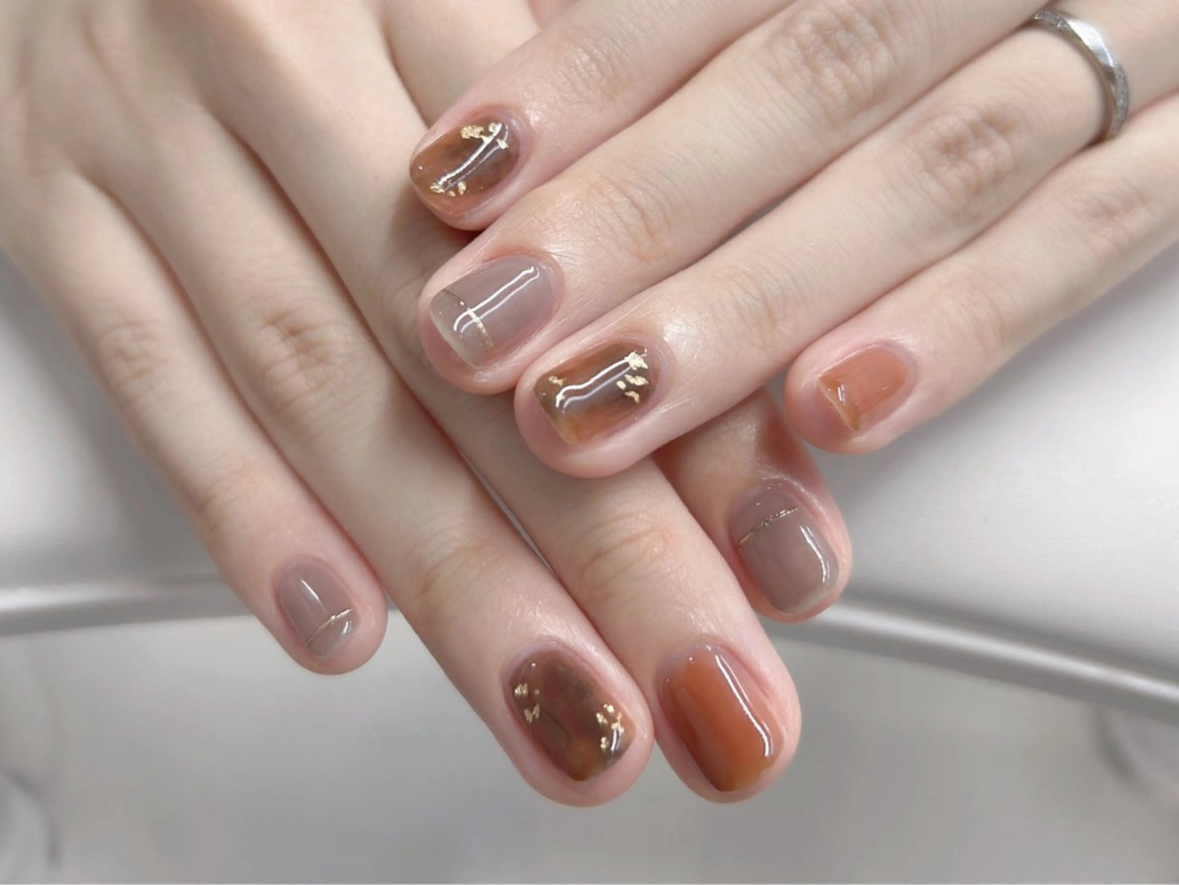 ネイル 桜ネイル キラキラネイル ミラーネイル 持ち込み オフィスネイル ハンドネイル Forca total studio所属・Forca Airaのネイルデザイン