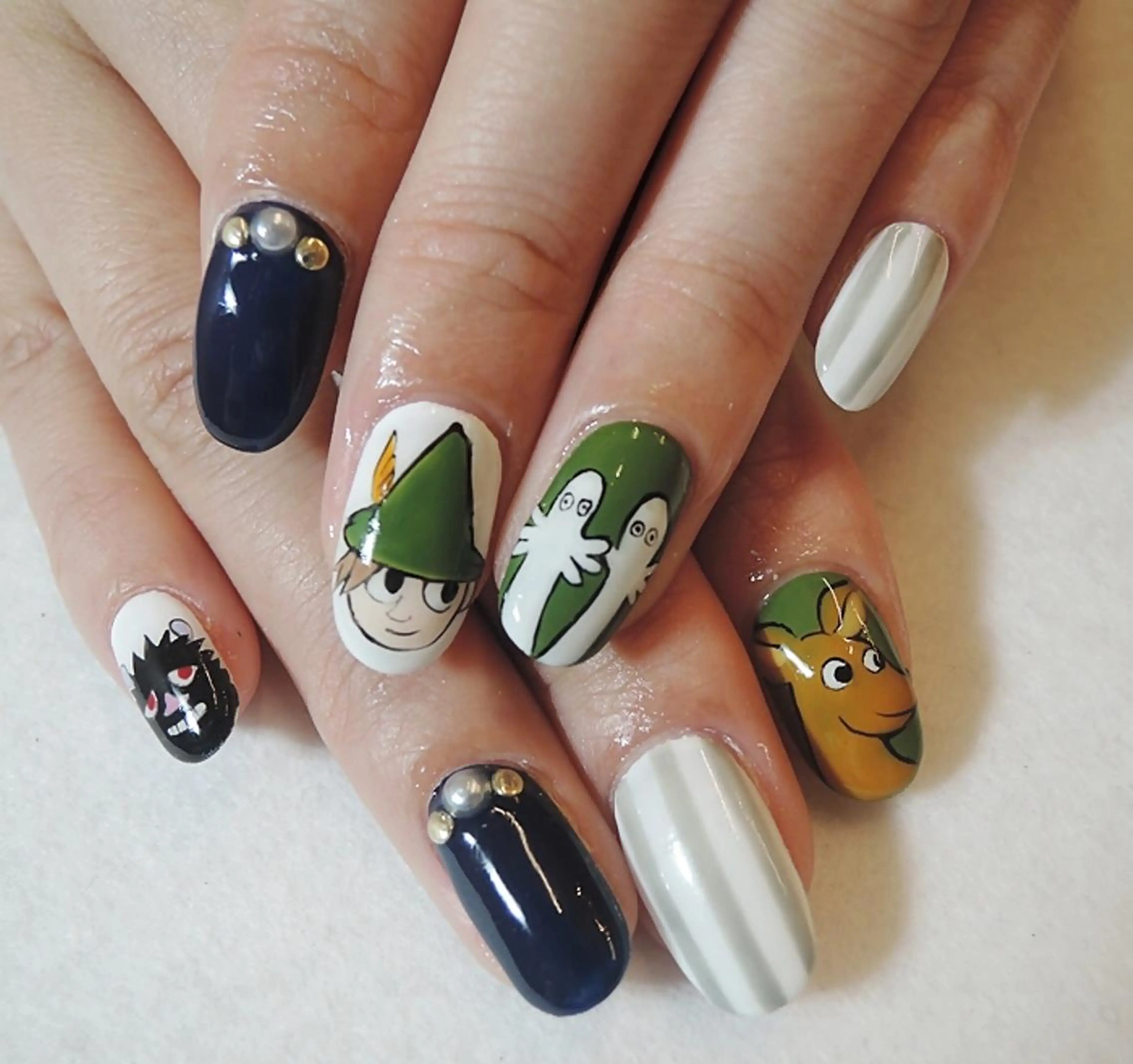 ネイル ジェルネイル 東 千夏のネイルデザイン