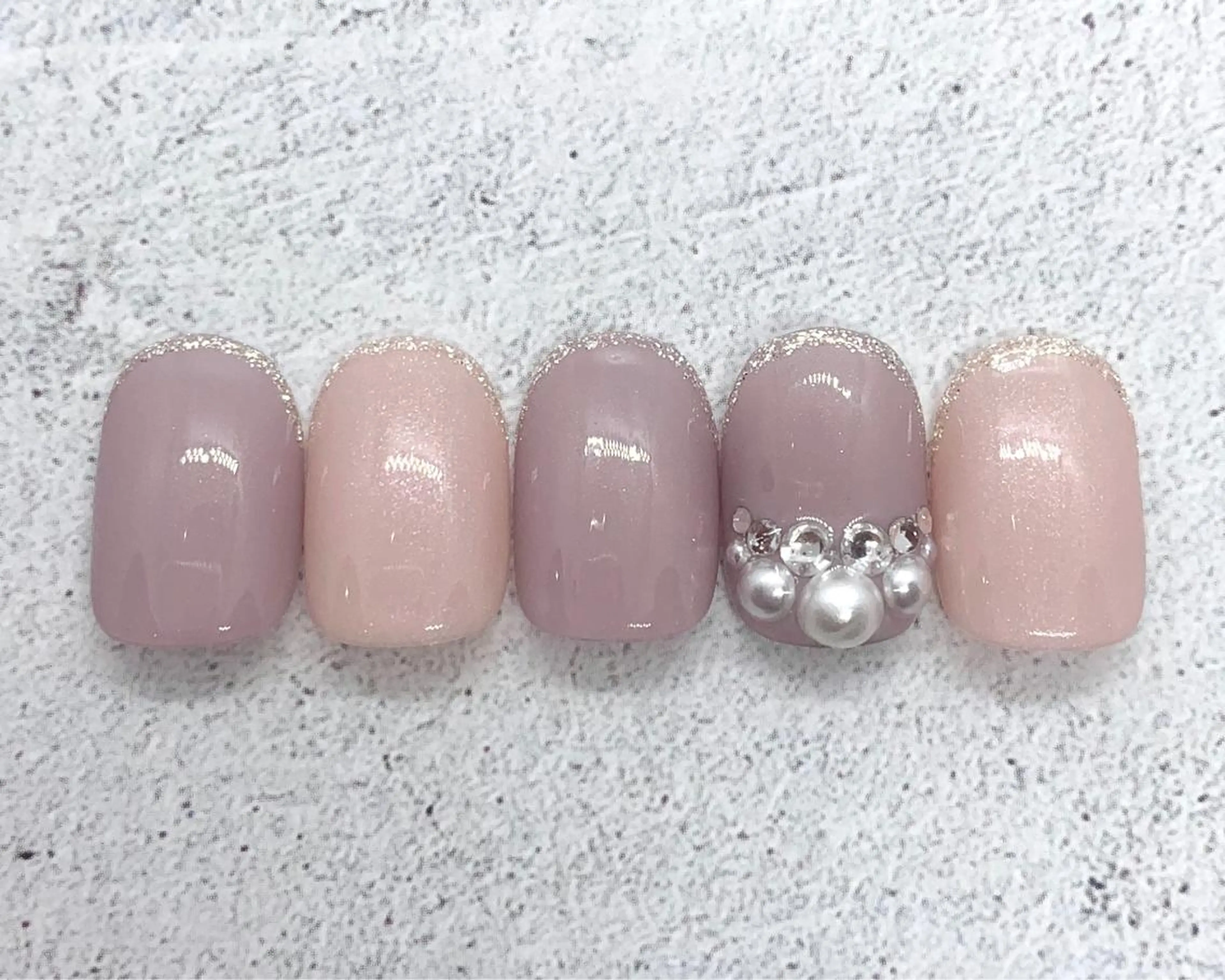 ネイル 寺田 遥菜のネイルデザイン