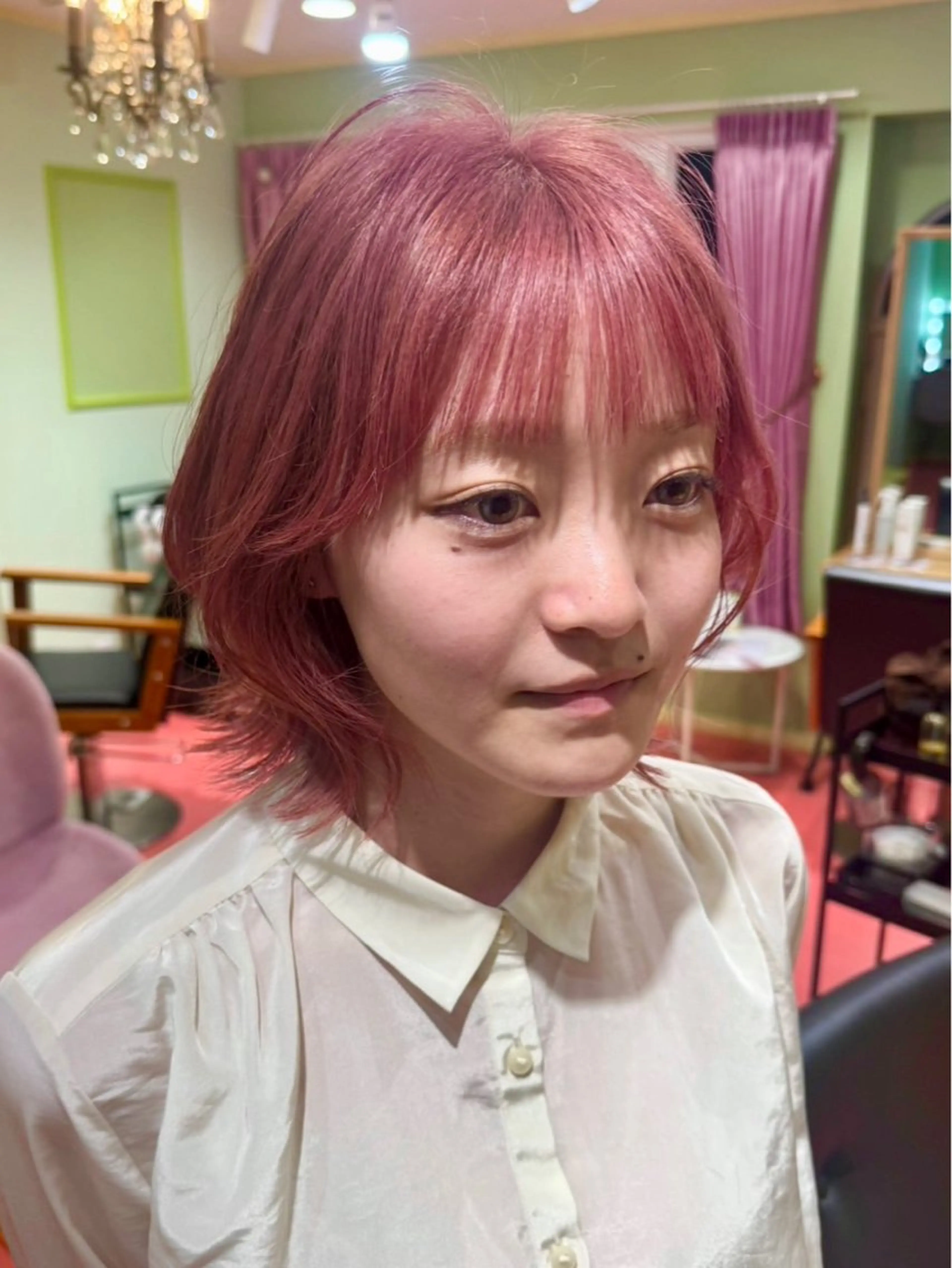 ミディアム カット ヘアカラー トリートメント 紙屋町ショート /ボブ　パーマ河内蓮のヘアスタイル