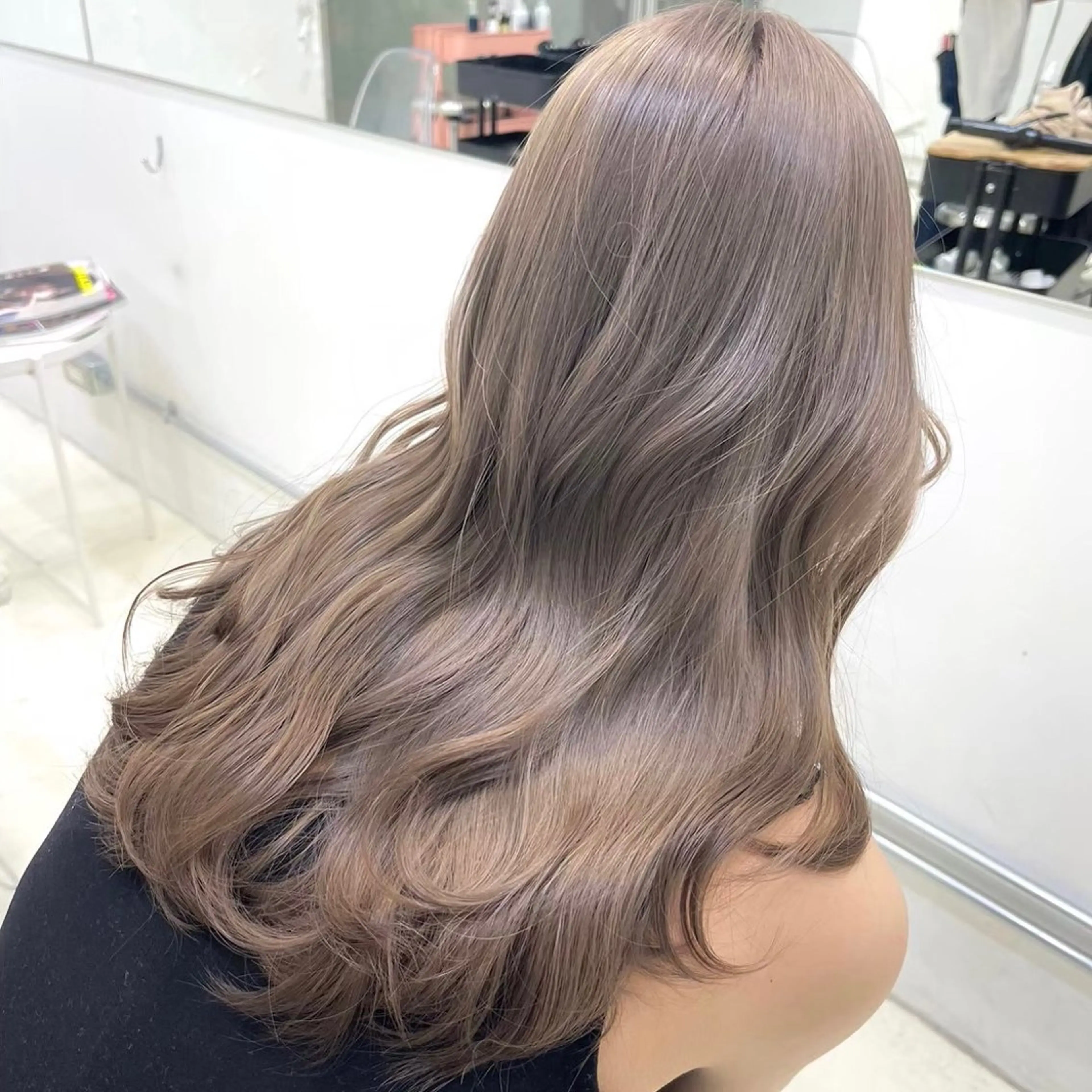 ロング カラー 木下 梓のヘアスタイル