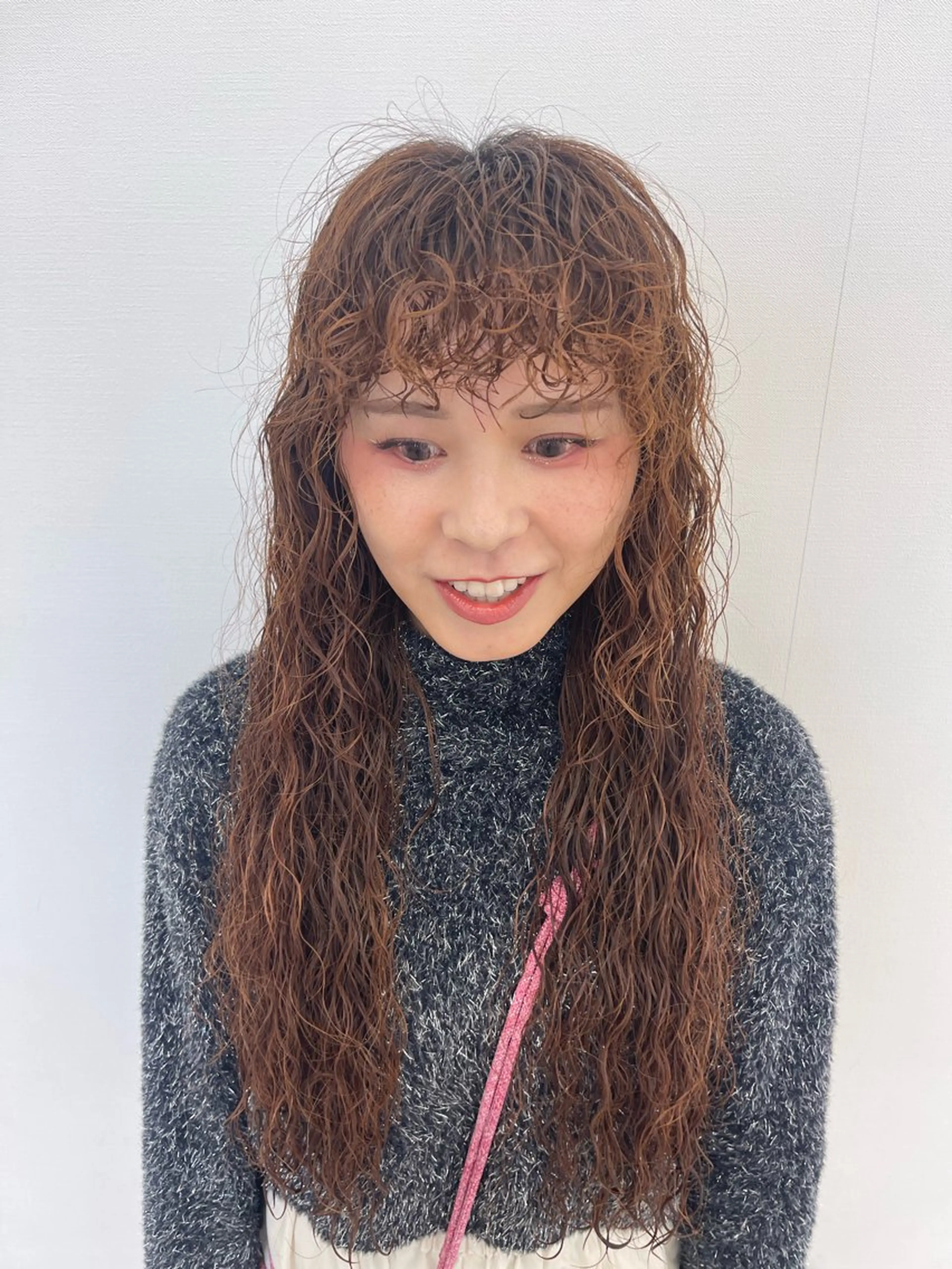 ロング パーマ ロング カット パーマ トリートメント 石原圭悟 /ショート/艶カラーのヘアスタイル