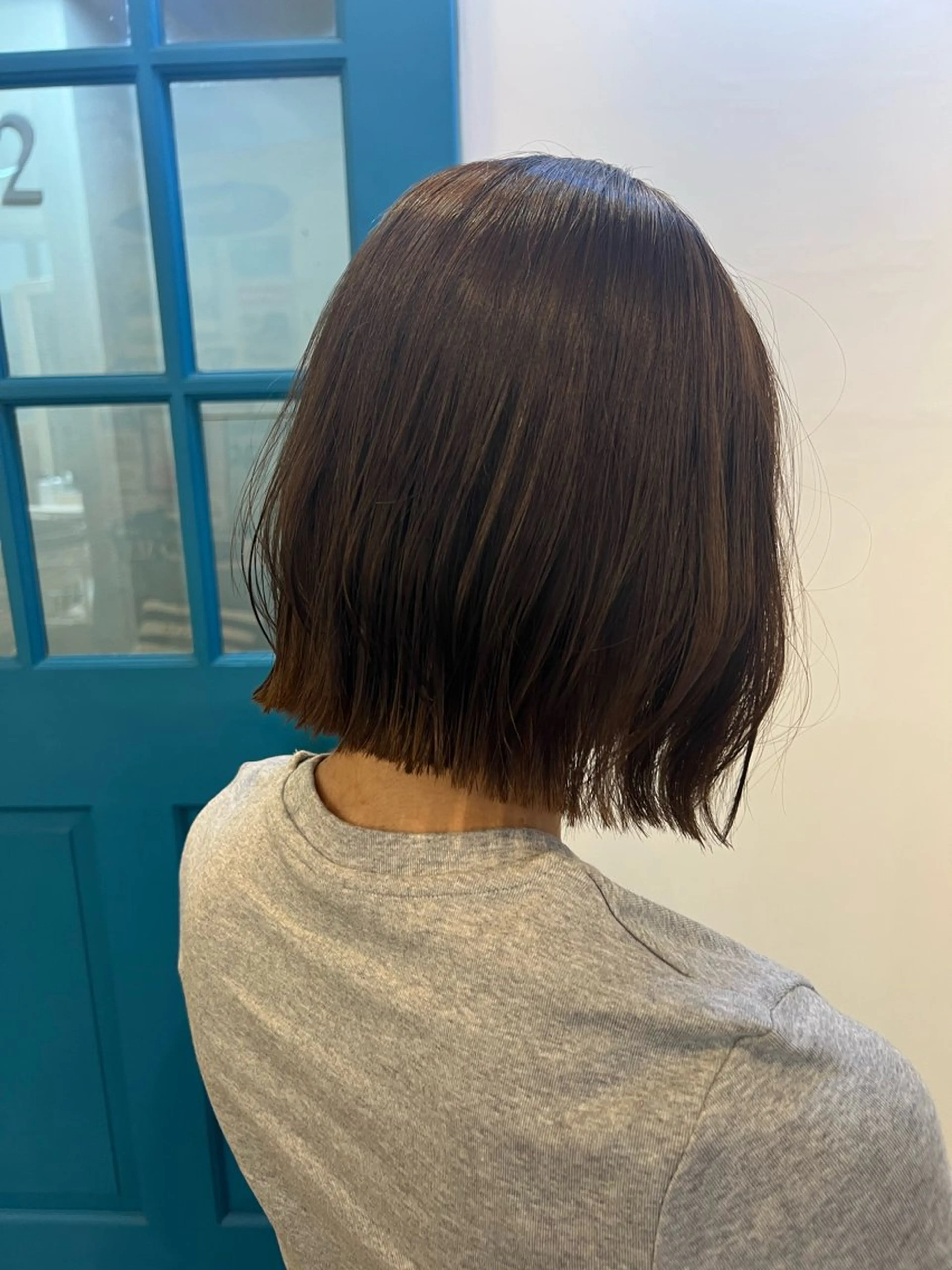 ショート ボブレイヤー ボブ 顔周りカット ハイライト レイヤーカット カット 縮毛矯正 トリートメント KANA/ボブ/ インナーカラー/艶髪のヘアスタイル