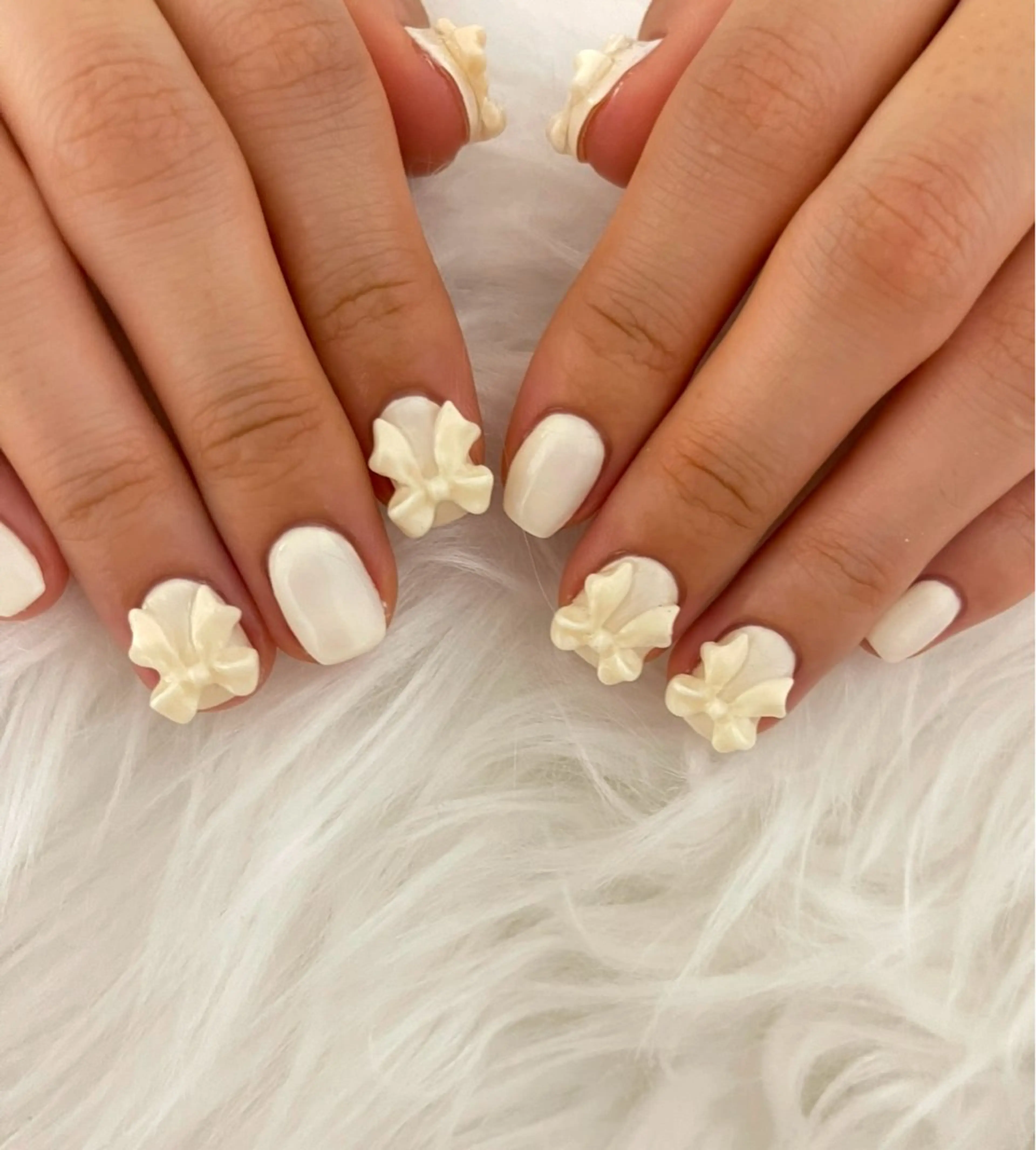 ネイル シンプルネイル nail salon hoLLyhockのネイルデザイン