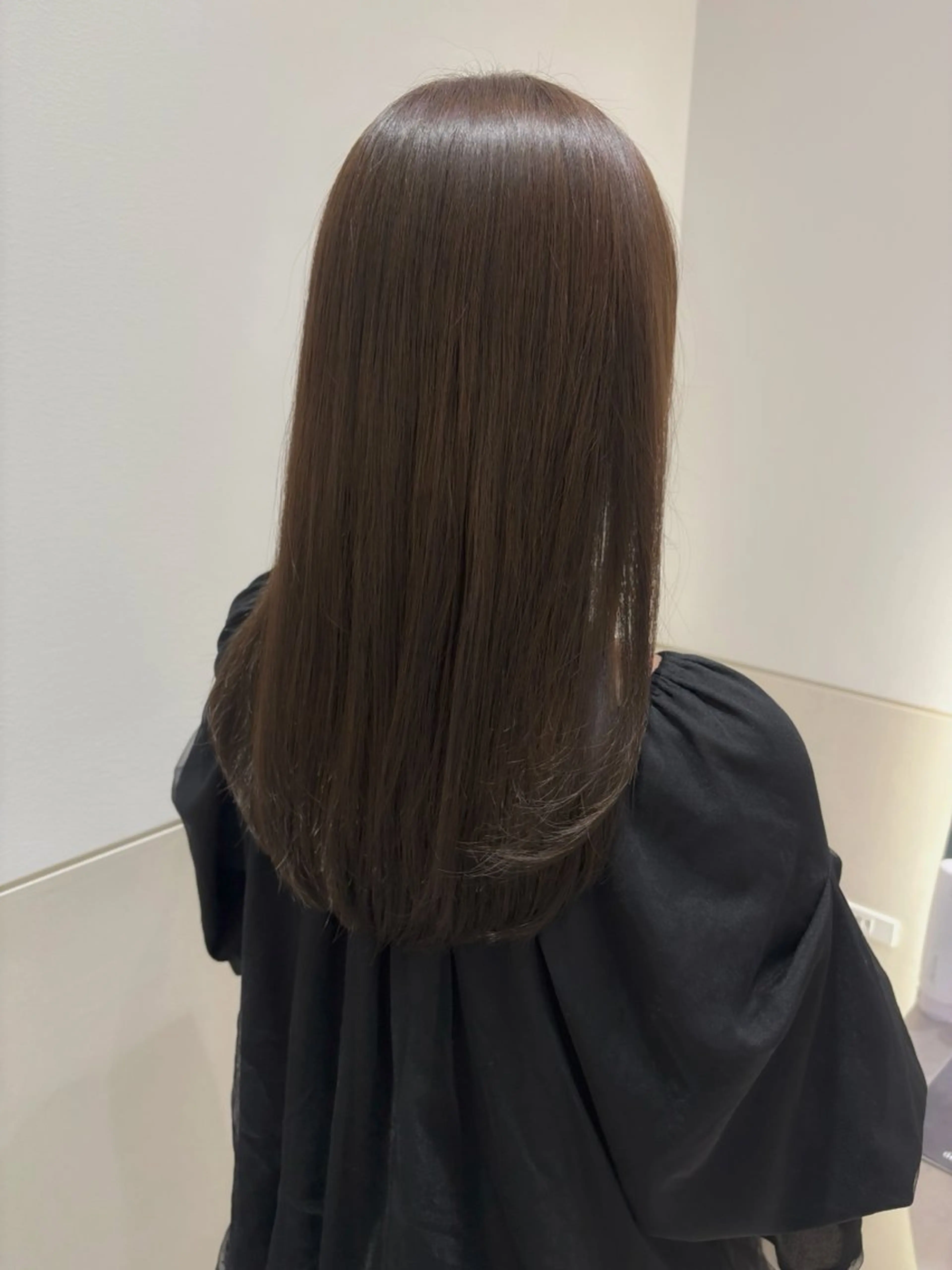 セミロング カラー カット ヘアカラー トリートメント SALOWIN京都河原町suite店所属・うる艶カラー／ 髪質改善／arisaのヘアスタイル
