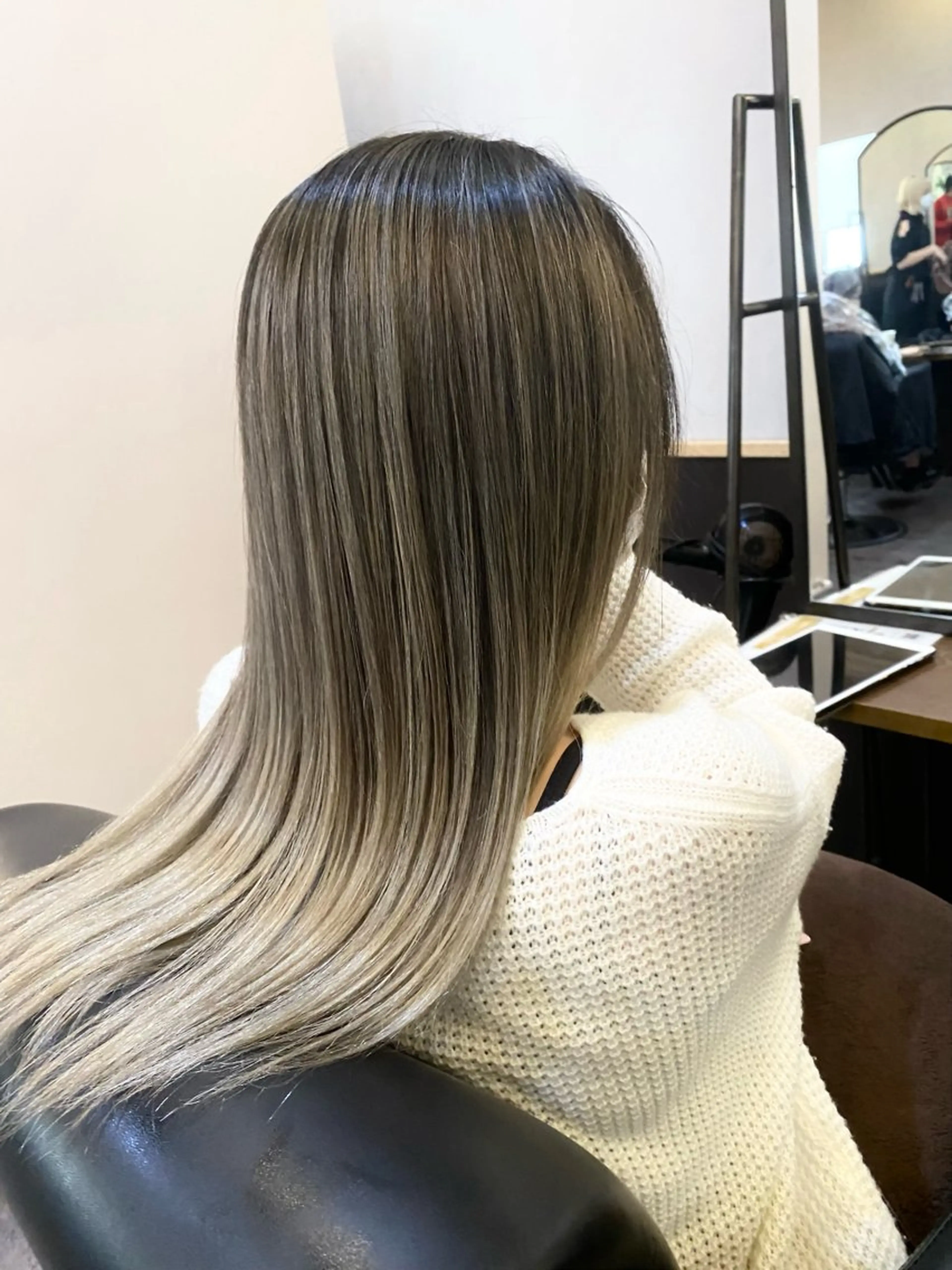 ロング カット ヘアカラー トリートメント 💖透明感カラー HAYATO💖のヘアスタイル