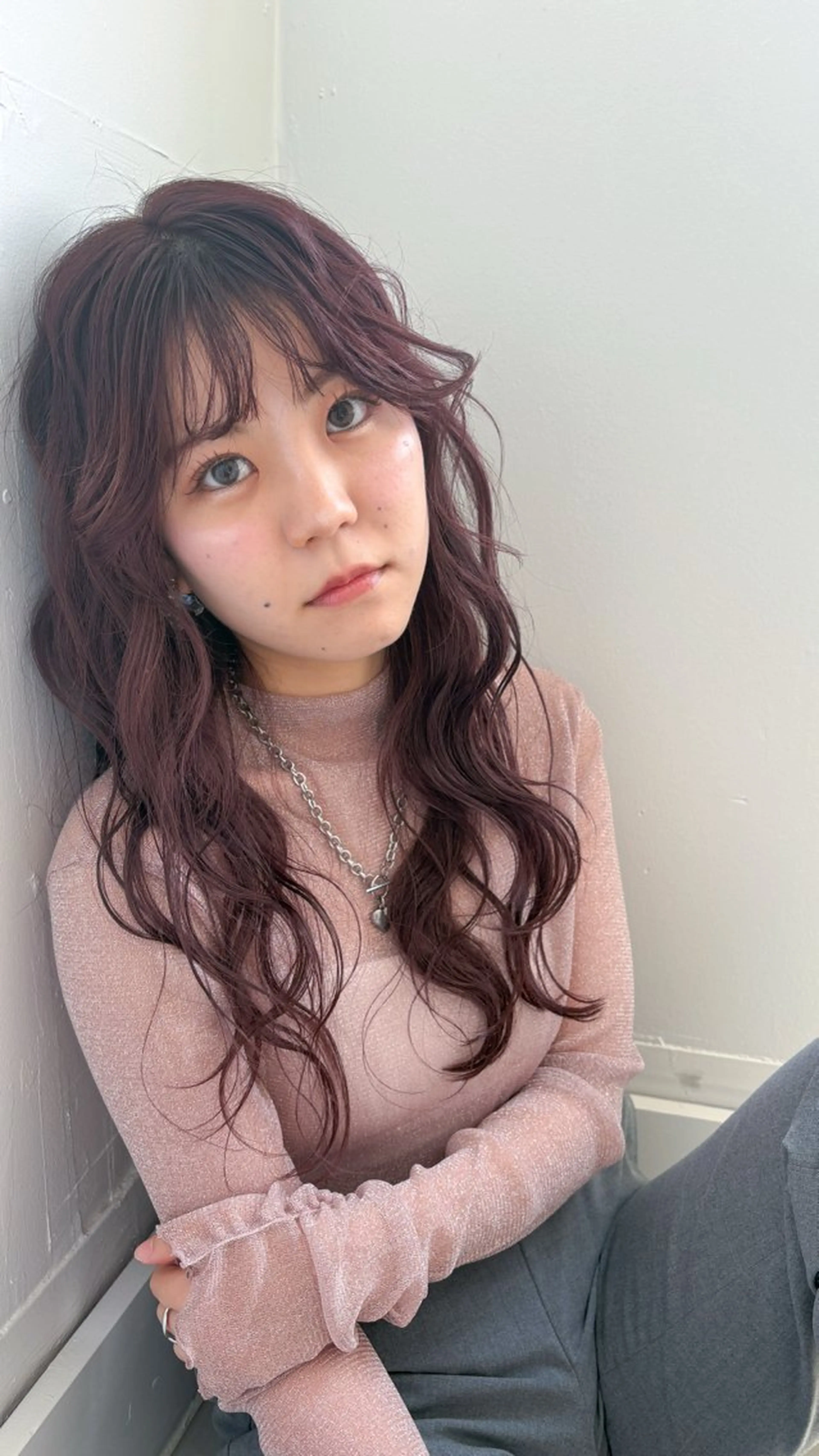 ロング カラー レイヤーカット 安西 香利奈のヘアスタイル