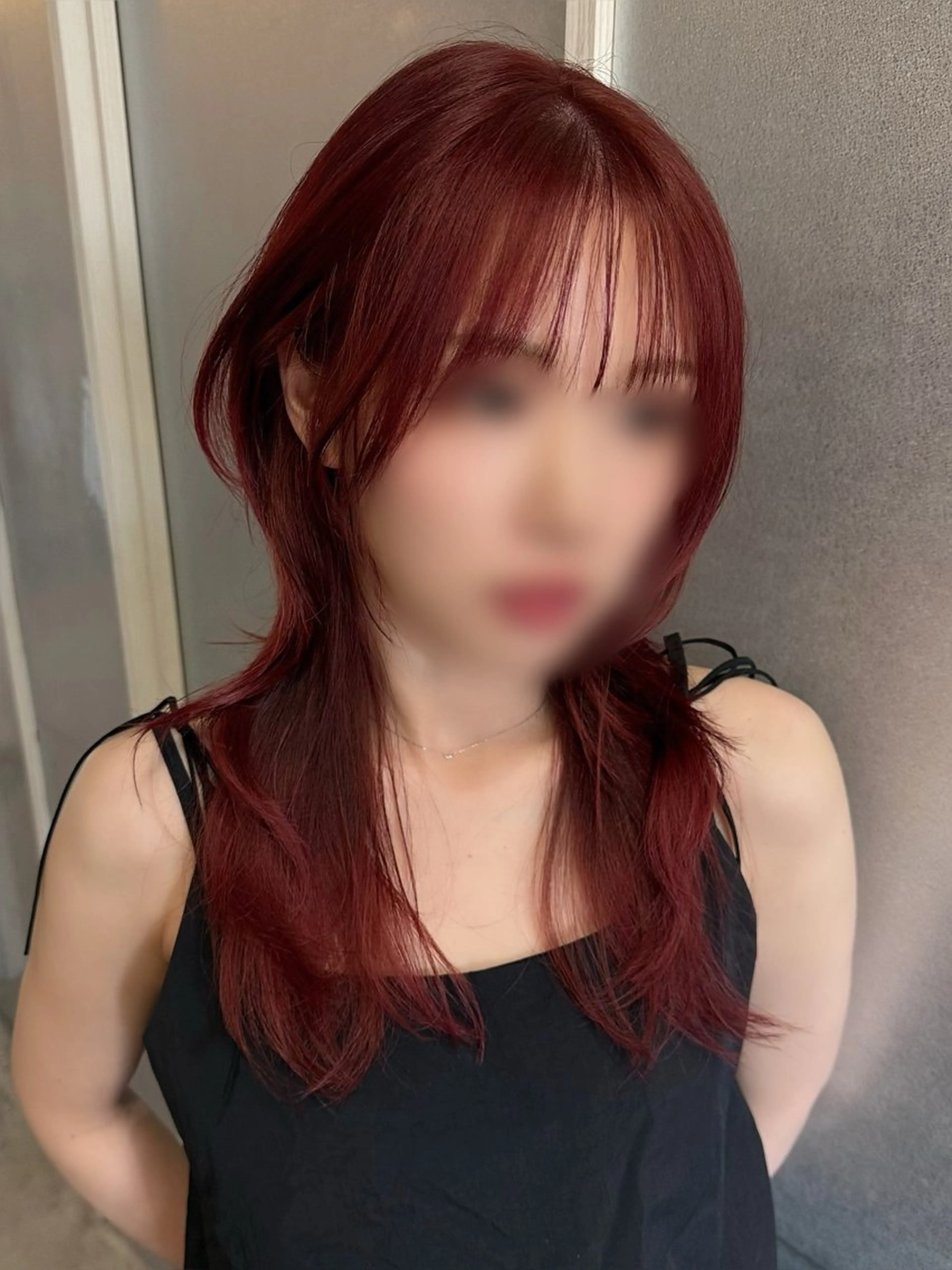 ロング カラー ブリーチ ダブルカラー ブリーチなしカラー レッドカラー レイヤーカット 韓国リアルハッシュ レイヤーカットのヘアスタイル