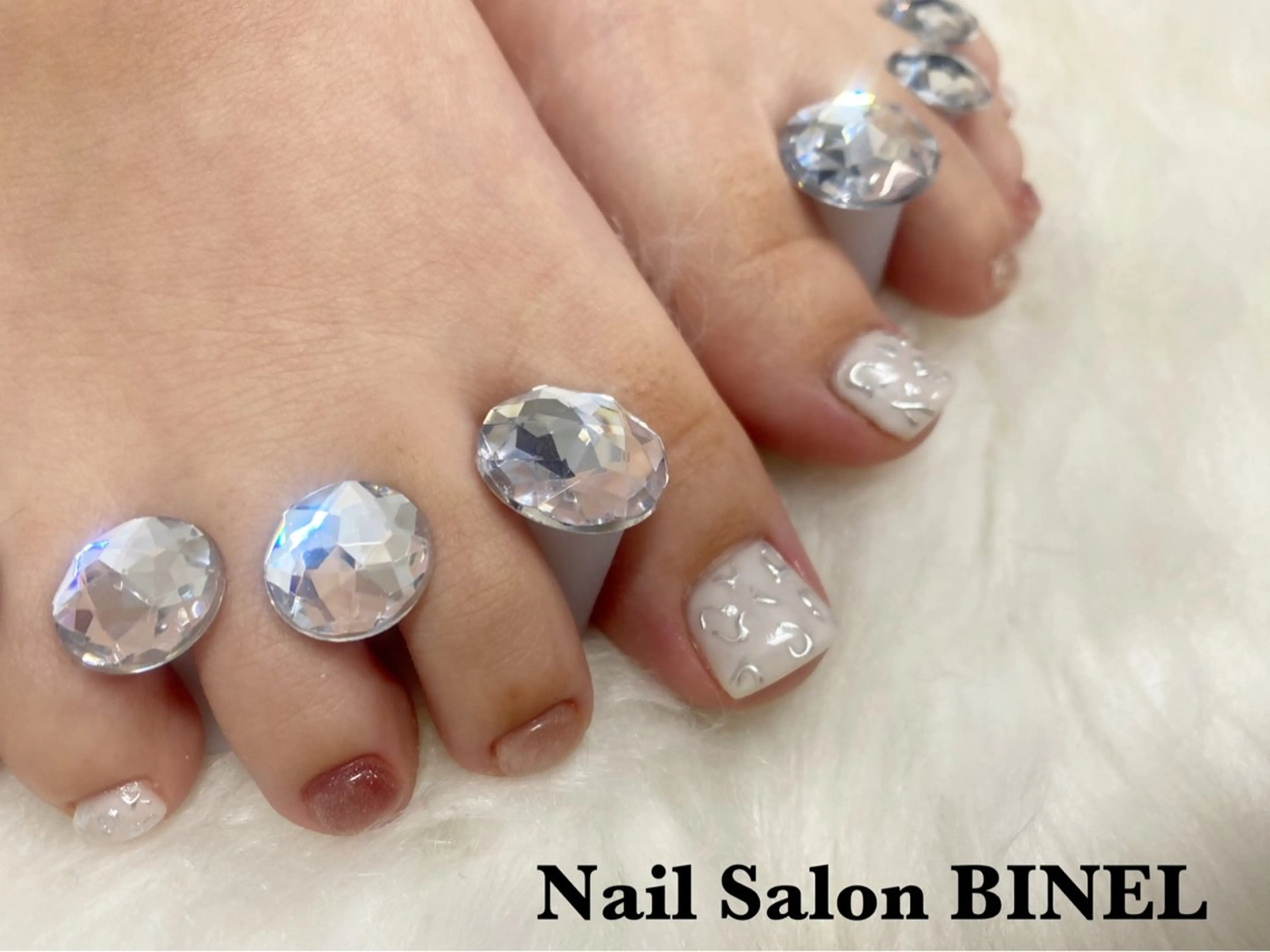 ネイル フットネイル H. Yuukaのネイルデザイン