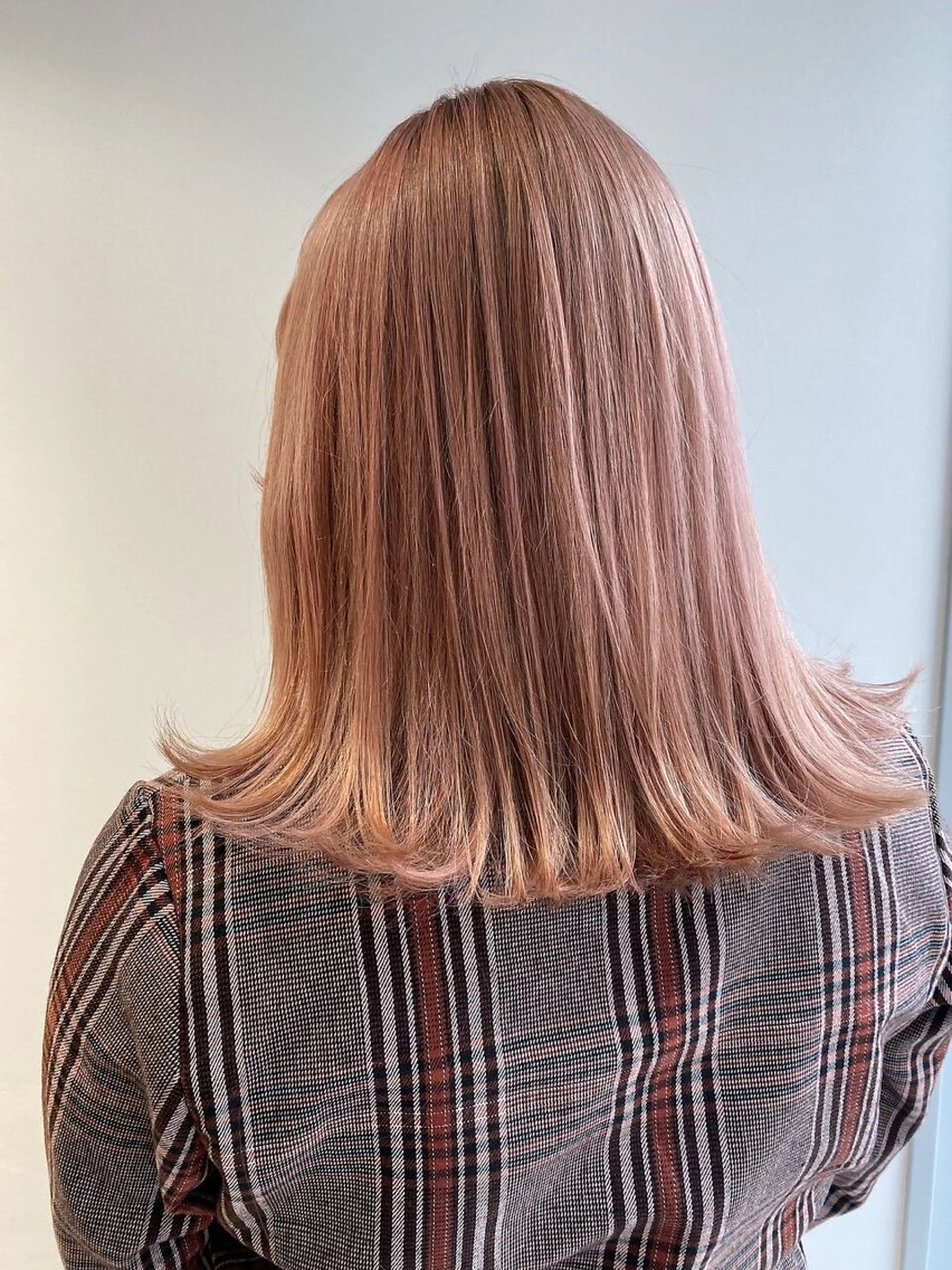 カラー MEGU💓艶髪 レイヤー💓韓国風のヘアスタイル