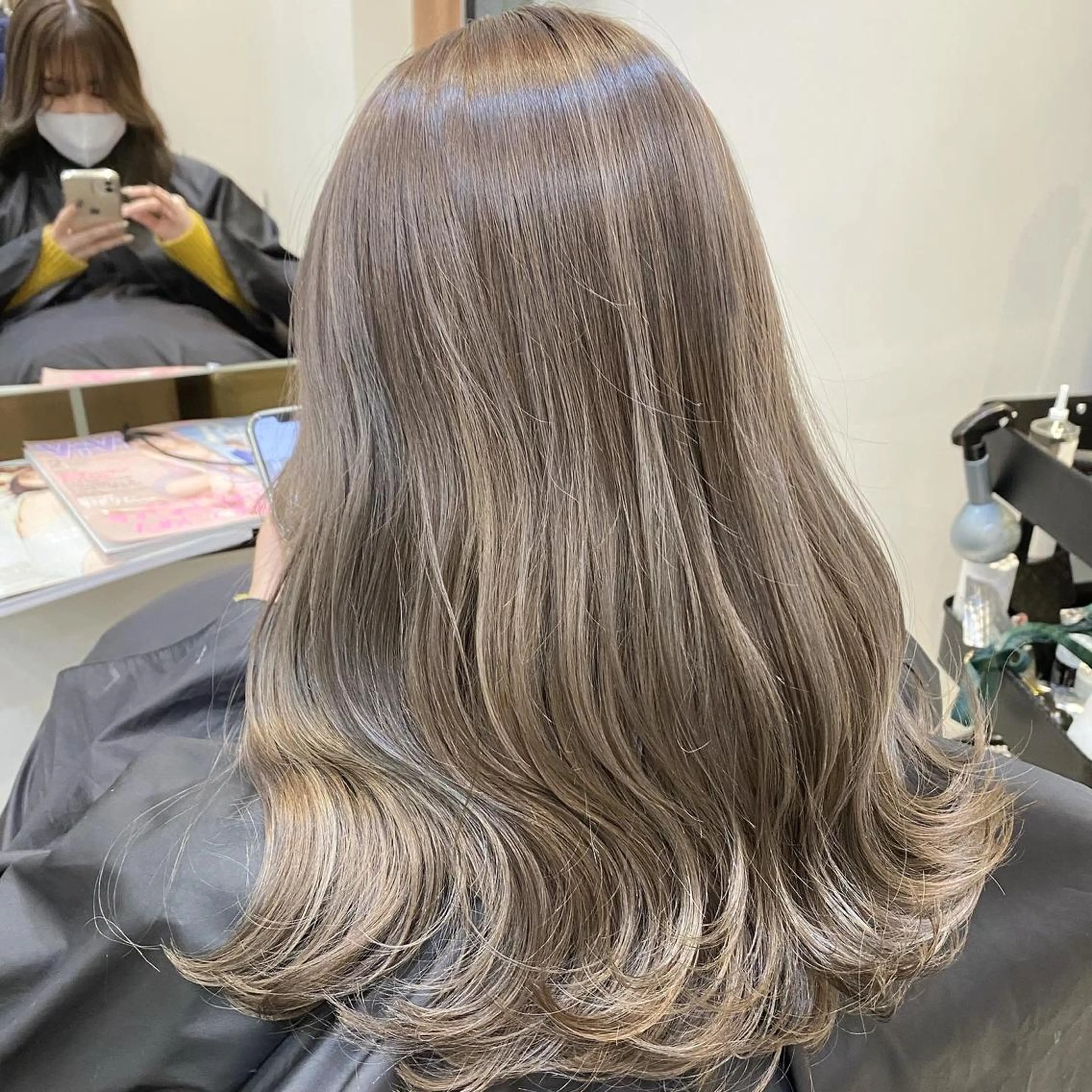 カラー ヘアアレンジ ハイライトカラー カット ヘアカラー トリートメント ヘッドスパ 韓国風×透明感カラー 髪質改善オタベシンヤのヘアスタイル