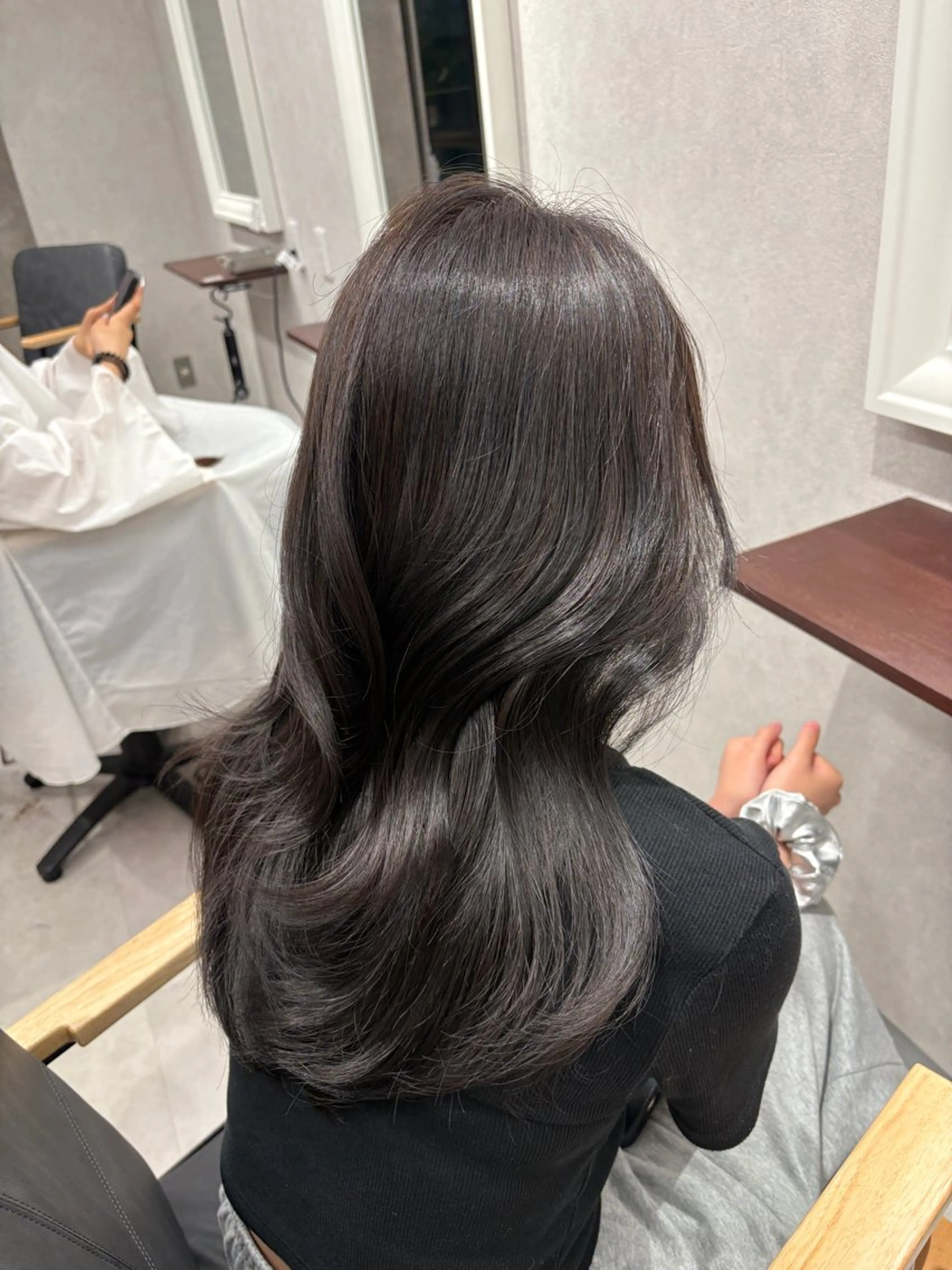 セミロング カラー VIEW YOKOHAMA所属・透明感カラー ／kana‎🤍のヘアスタイル