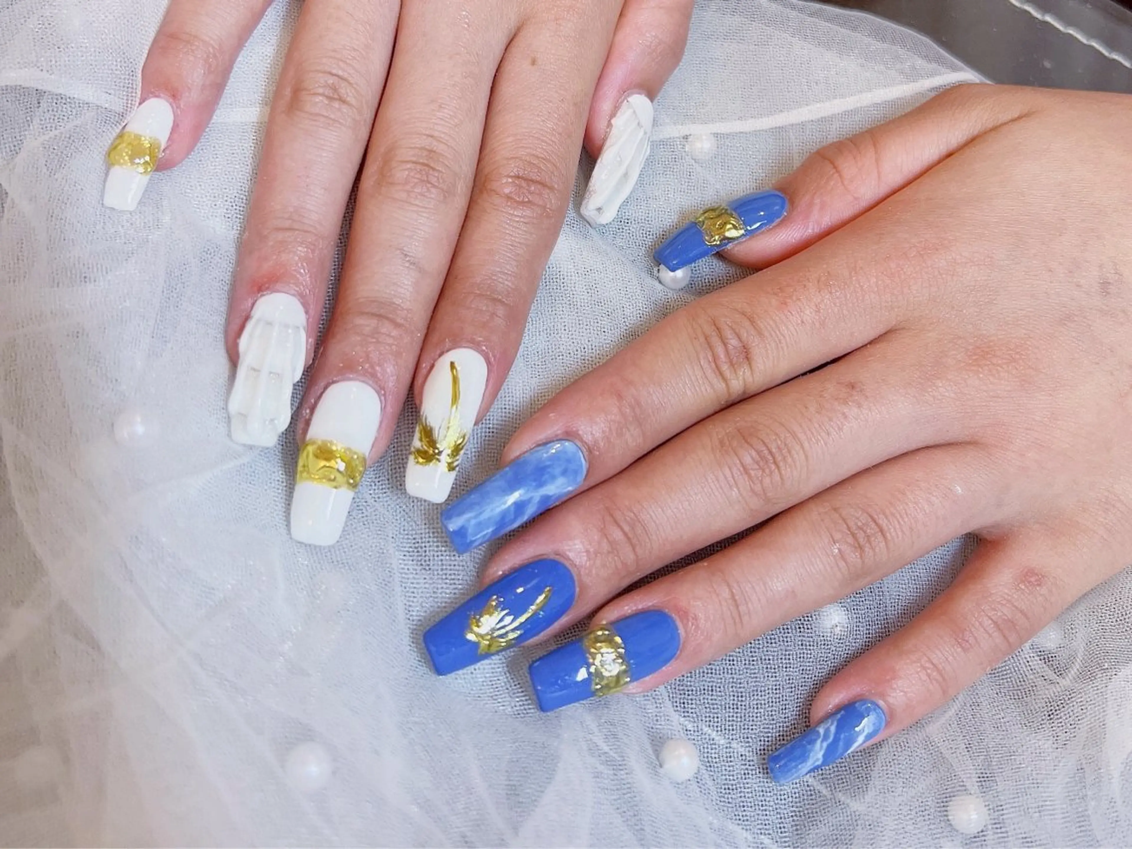 ケア重視/スカルプつけ放題、オフ初回無料、大きいパーツ6個まで、スワロ乗せ放題の写真