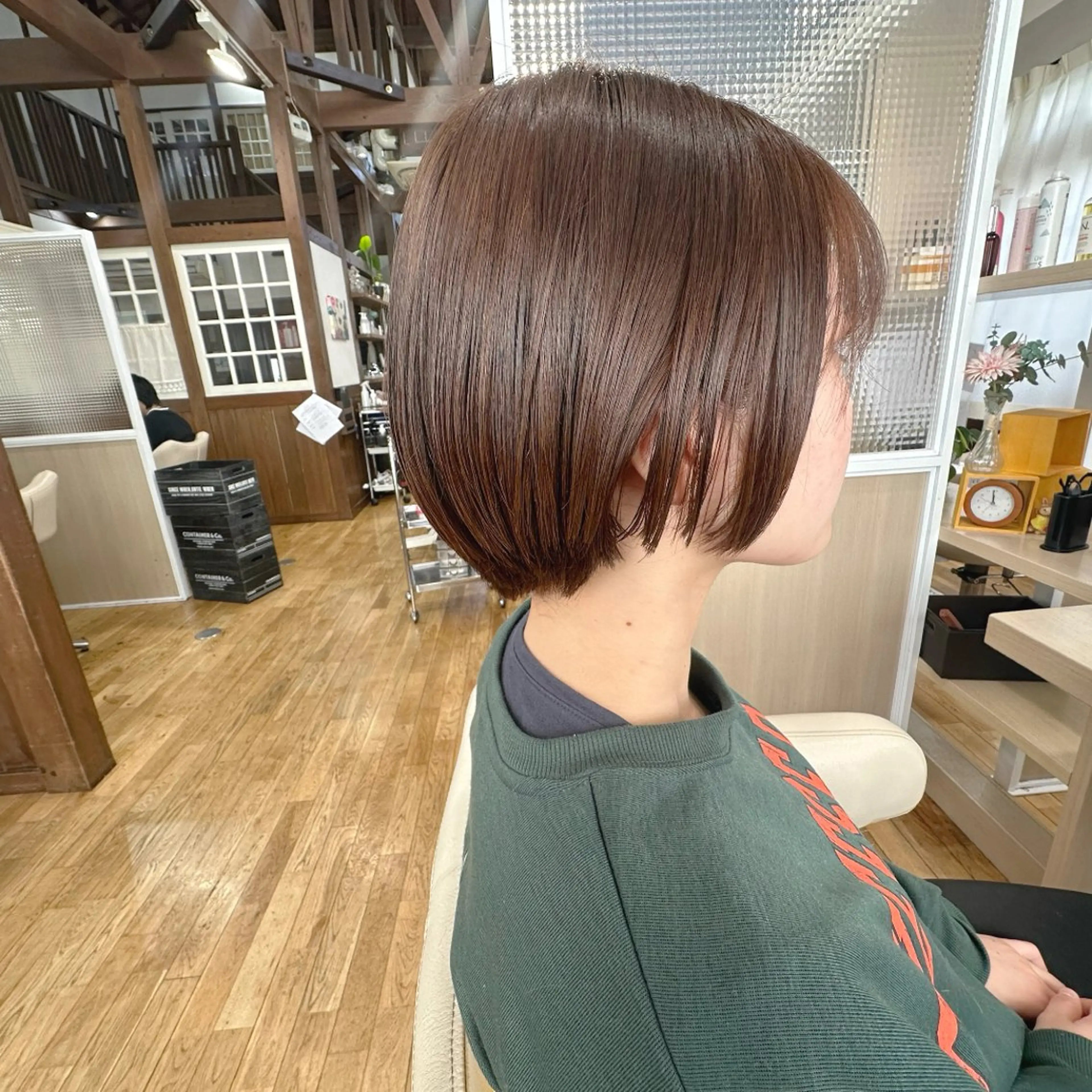 ショート カラー 渡邉 理紗のヘアスタイル