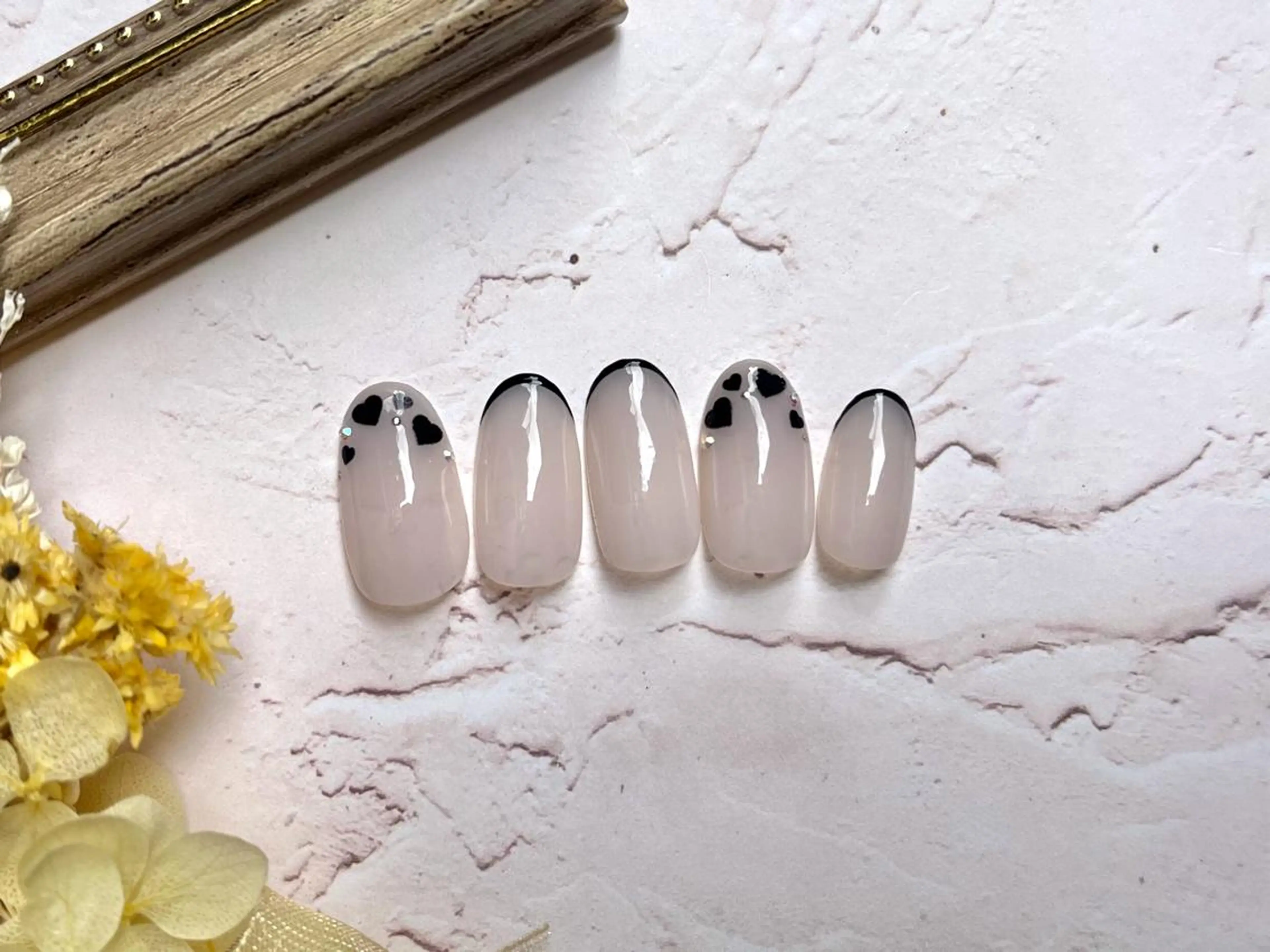 ネイル ハンドネイル ネイルPetit Ribbonのネイルデザイン