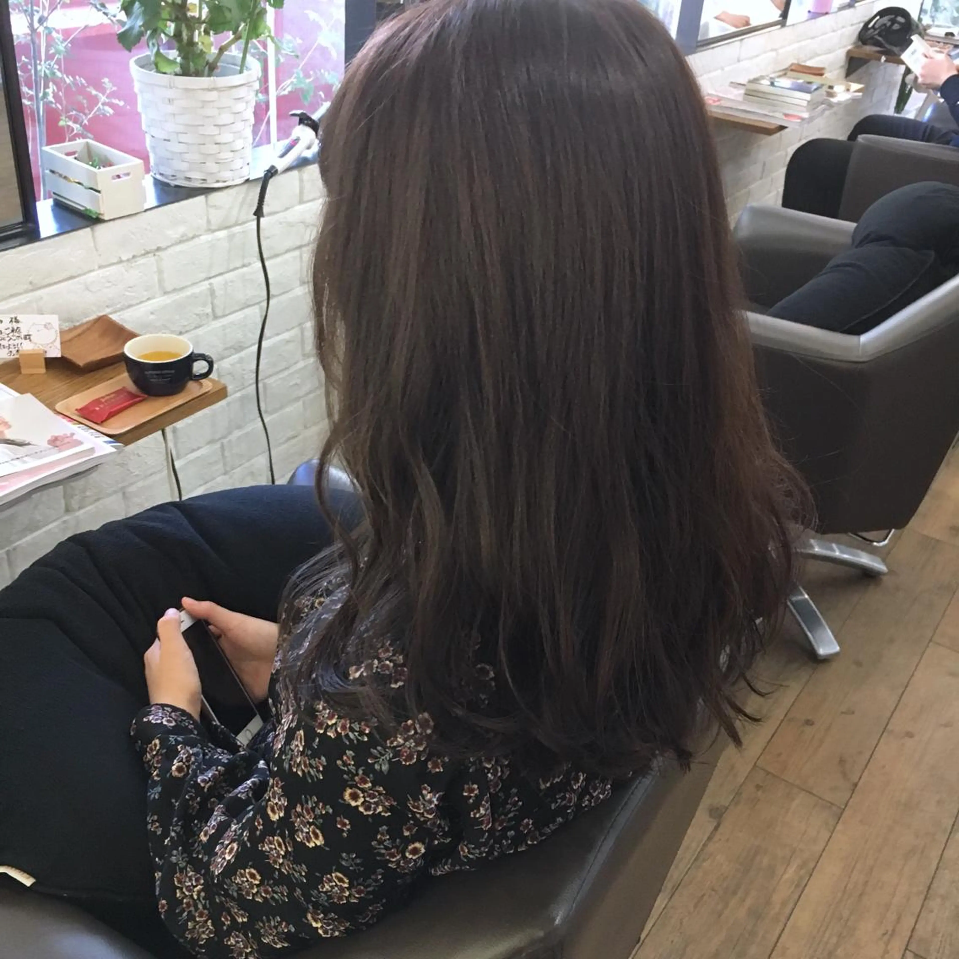 セミロング カラー アディクシーカラー 上川 美幸のヘアスタイル