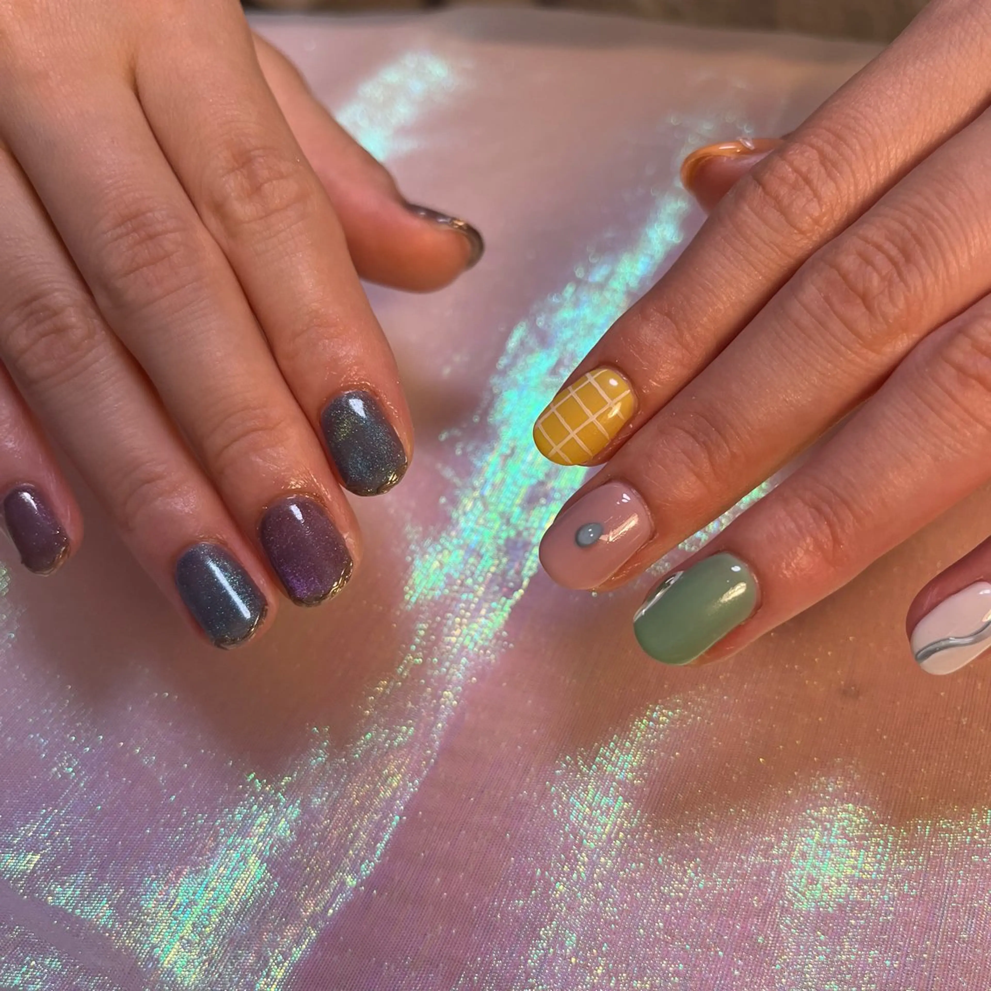 ネイル ハンドネイル Amber21.所属・Nagahama Akariのネイルデザイン