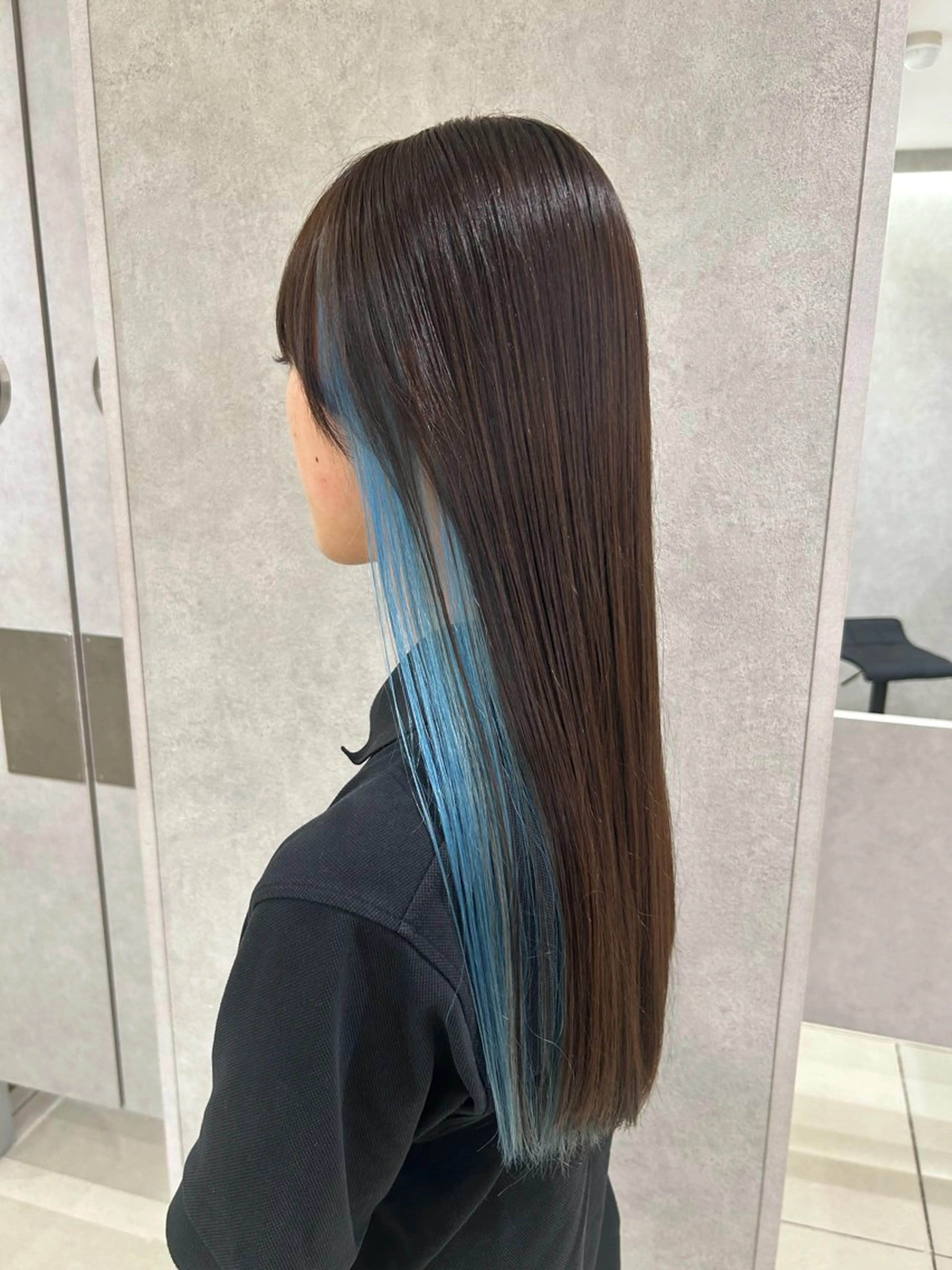 ロング カラー 〖 韓国hair 〗 室岡　咲希のヘアスタイル