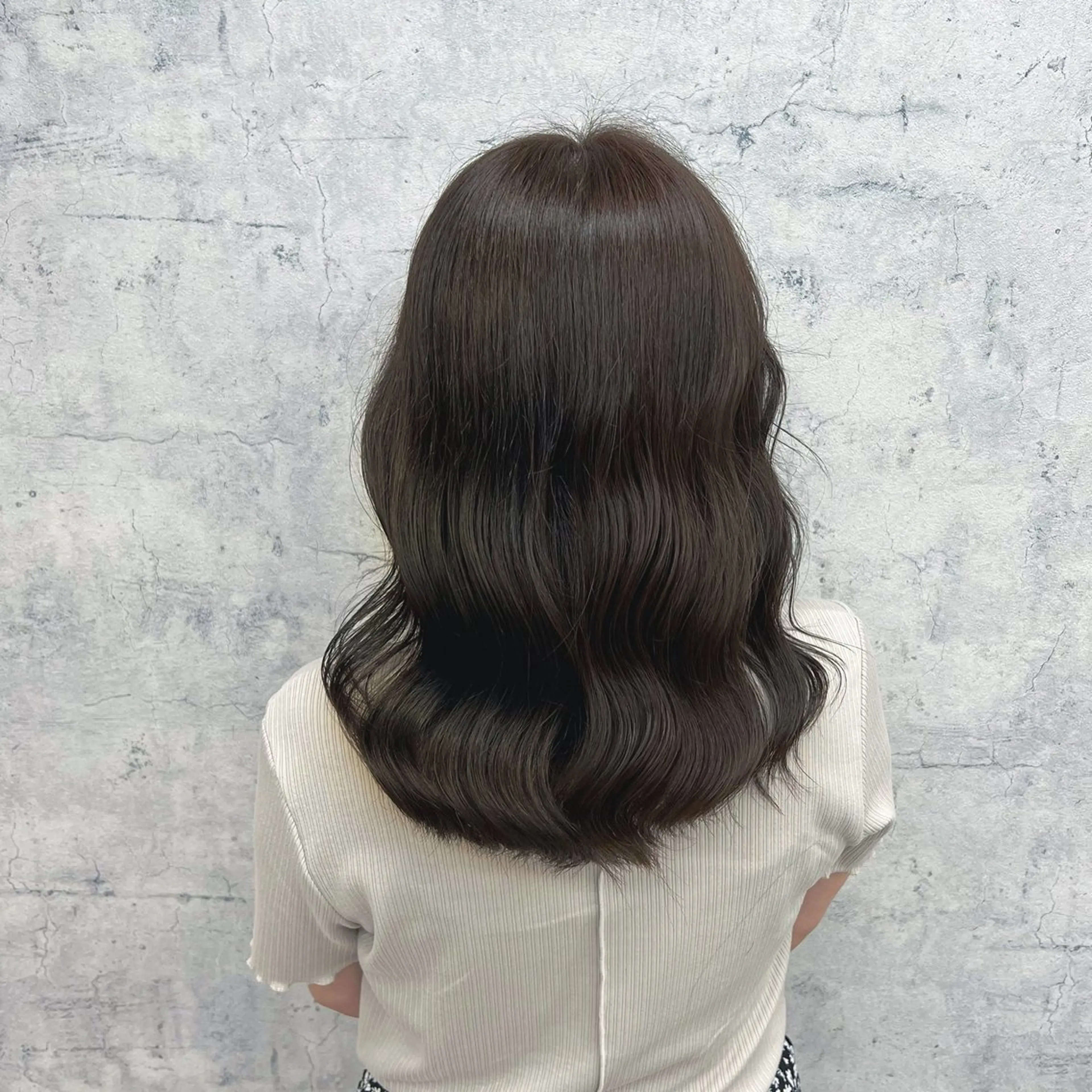 セミロング カラー カット ヘアカラー JUNSHIN🦋 ヘアセット／カラーのヘアスタイル