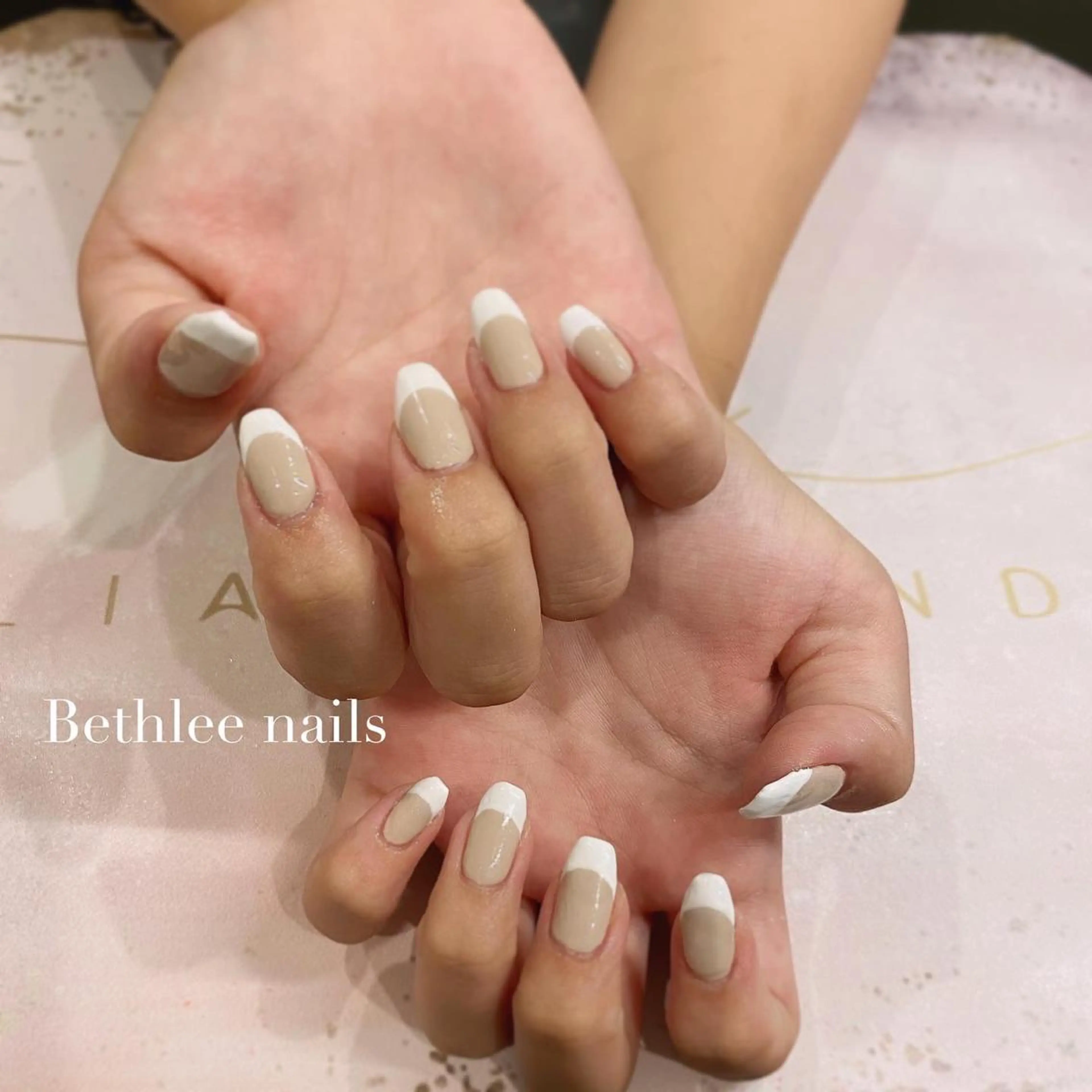 ネイル フレンチネイル ハンドネイル Bethlee nailsのネイルデザイン