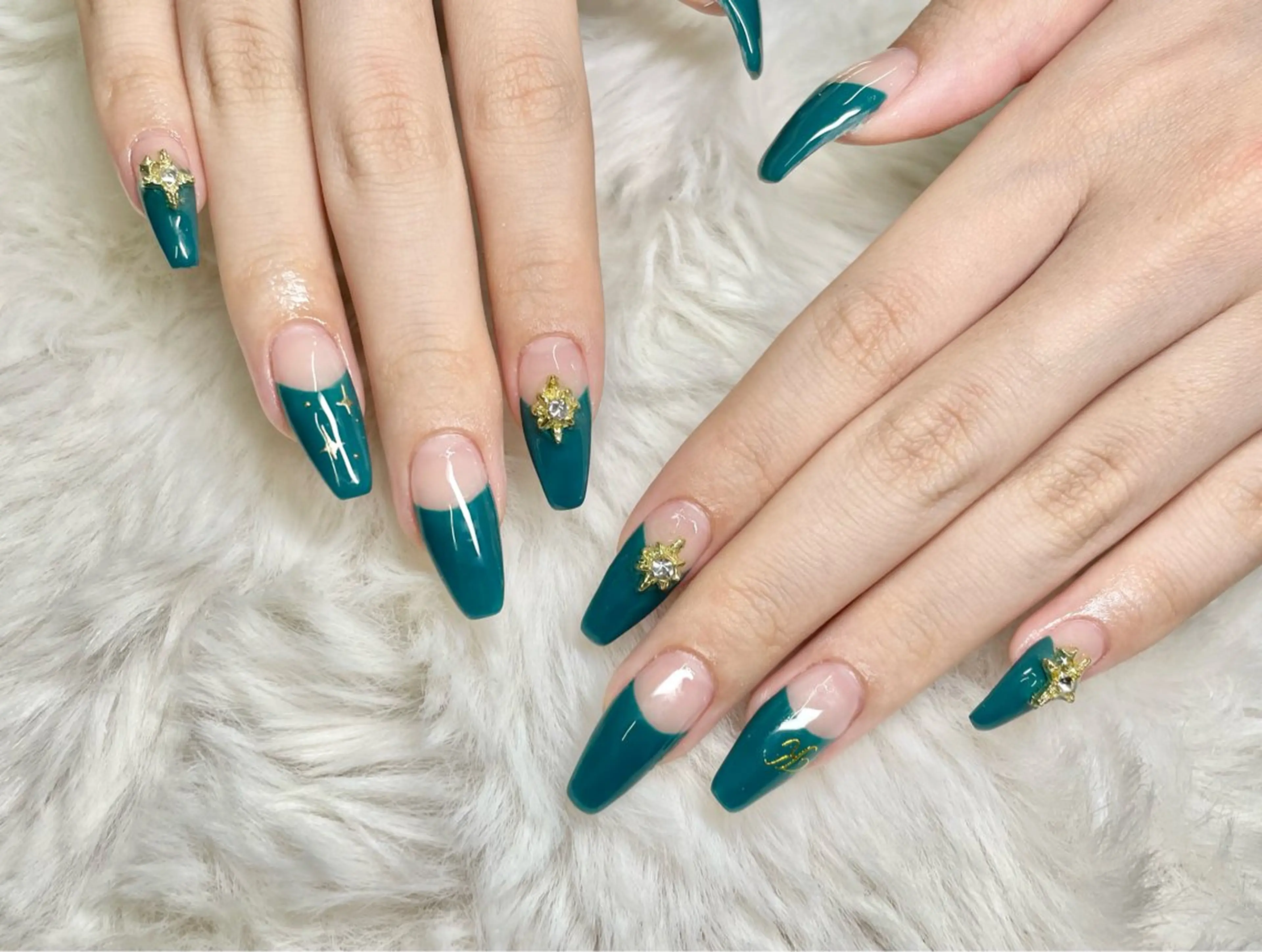 ネイル FILL nail古河店所属・FILL nail SHIORIのネイルデザイン