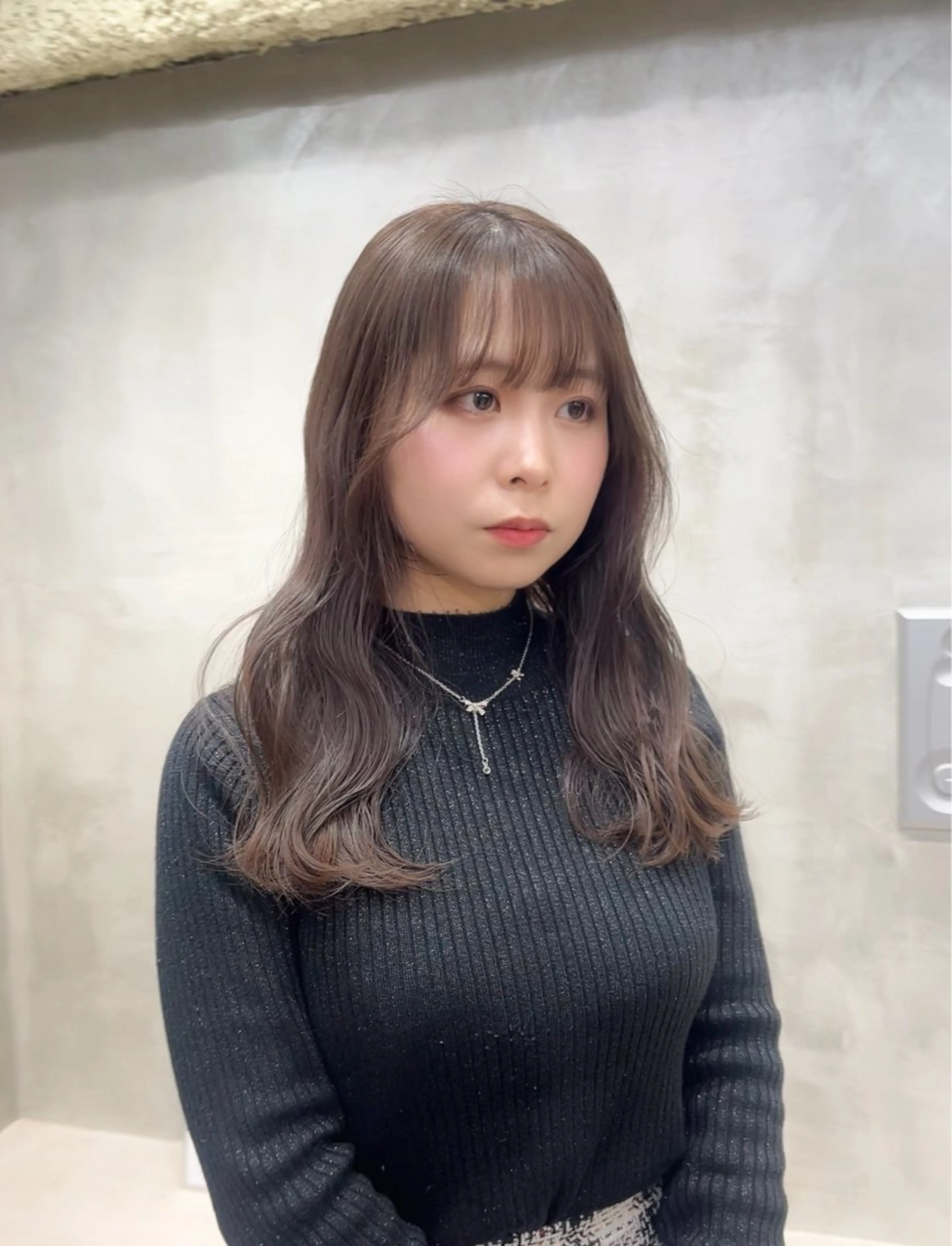 ロング カラー ベージュカラー ブリーチ 透明感カラー ダブルカラー ブリーチなしカラー カット ヘアカラー トリートメント ナツミ/透明感カラー /酸性ストレートのヘアスタイル