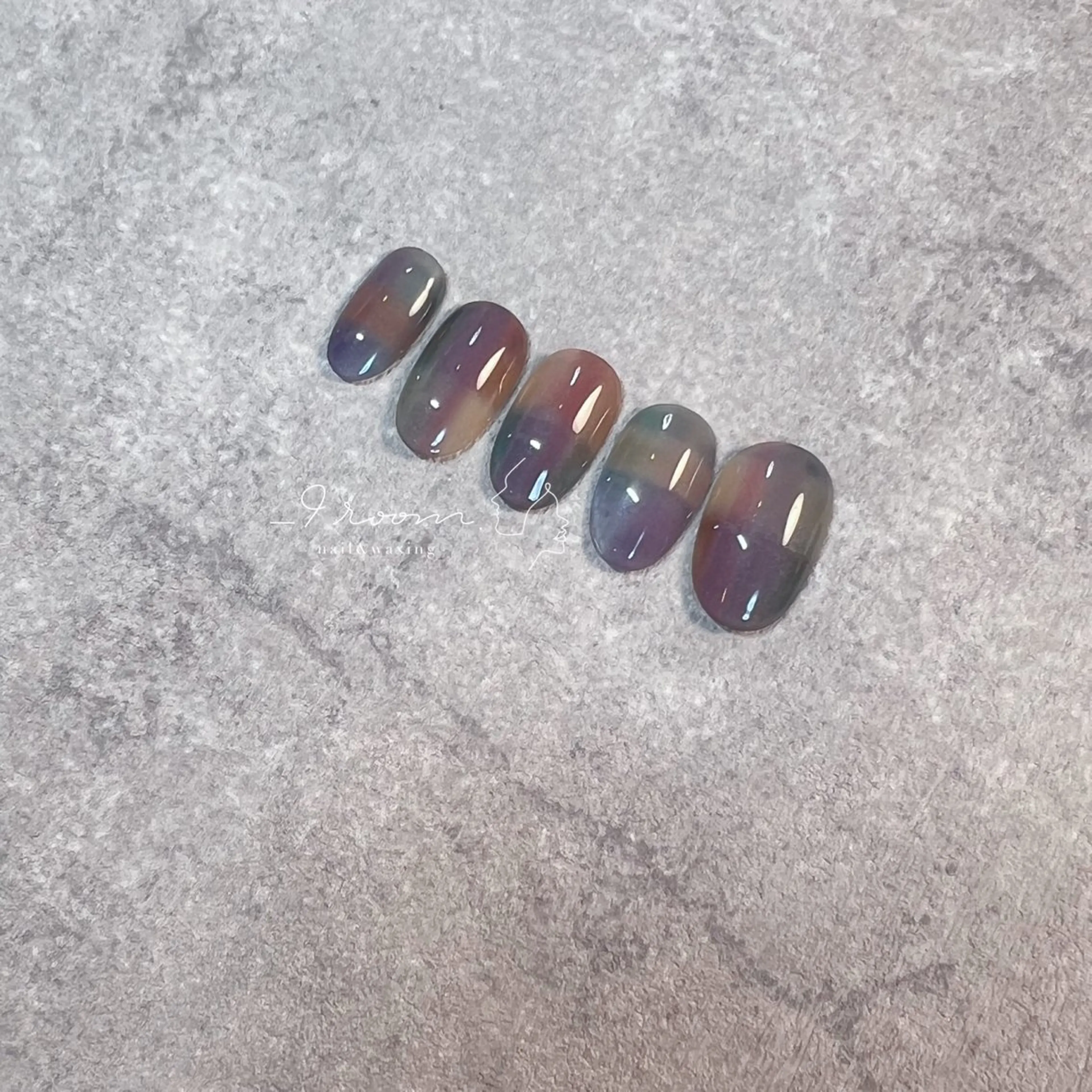 ネイル _9 room. Yoshimiのネイルデザイン