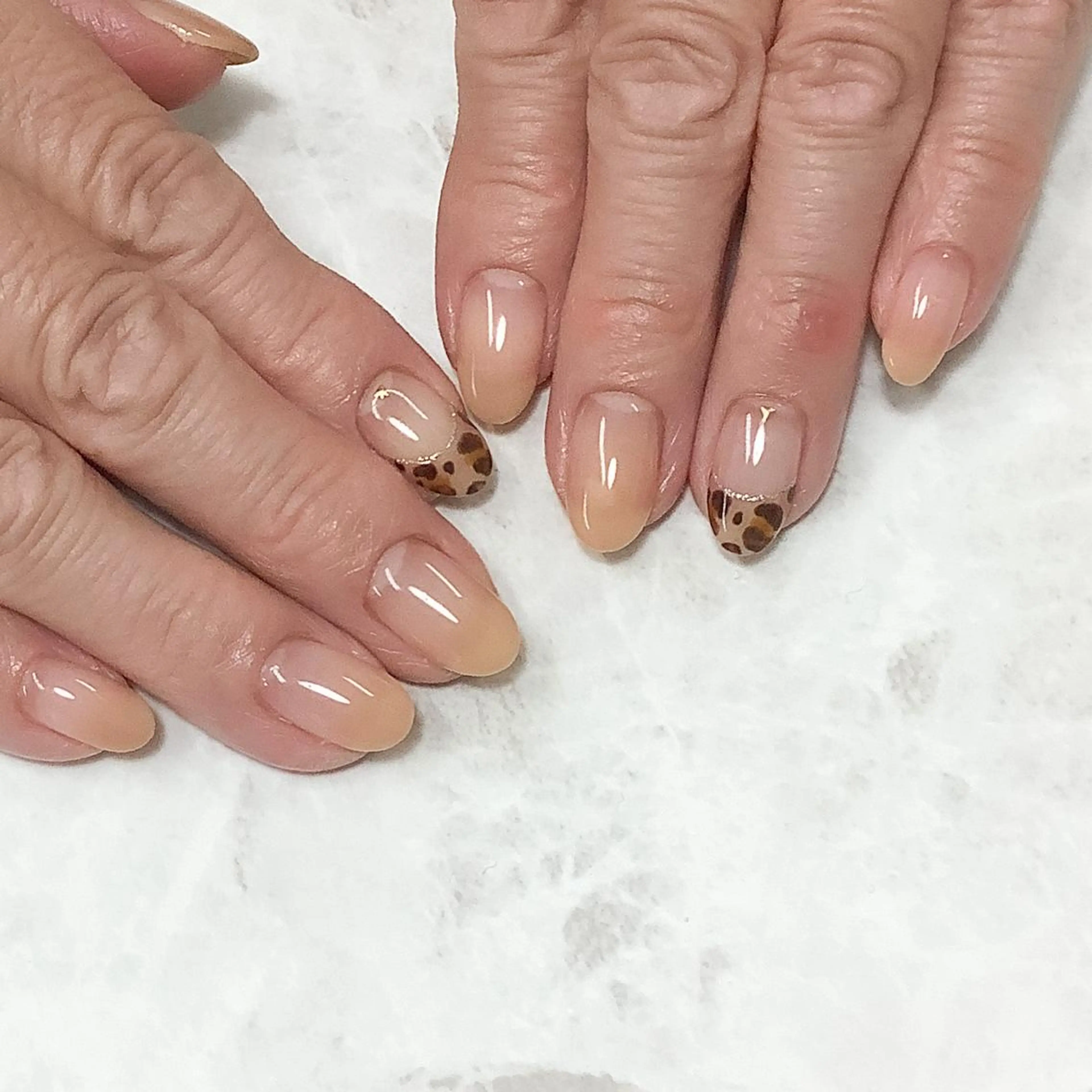 ネイル 黒沢 直子のネイルデザイン