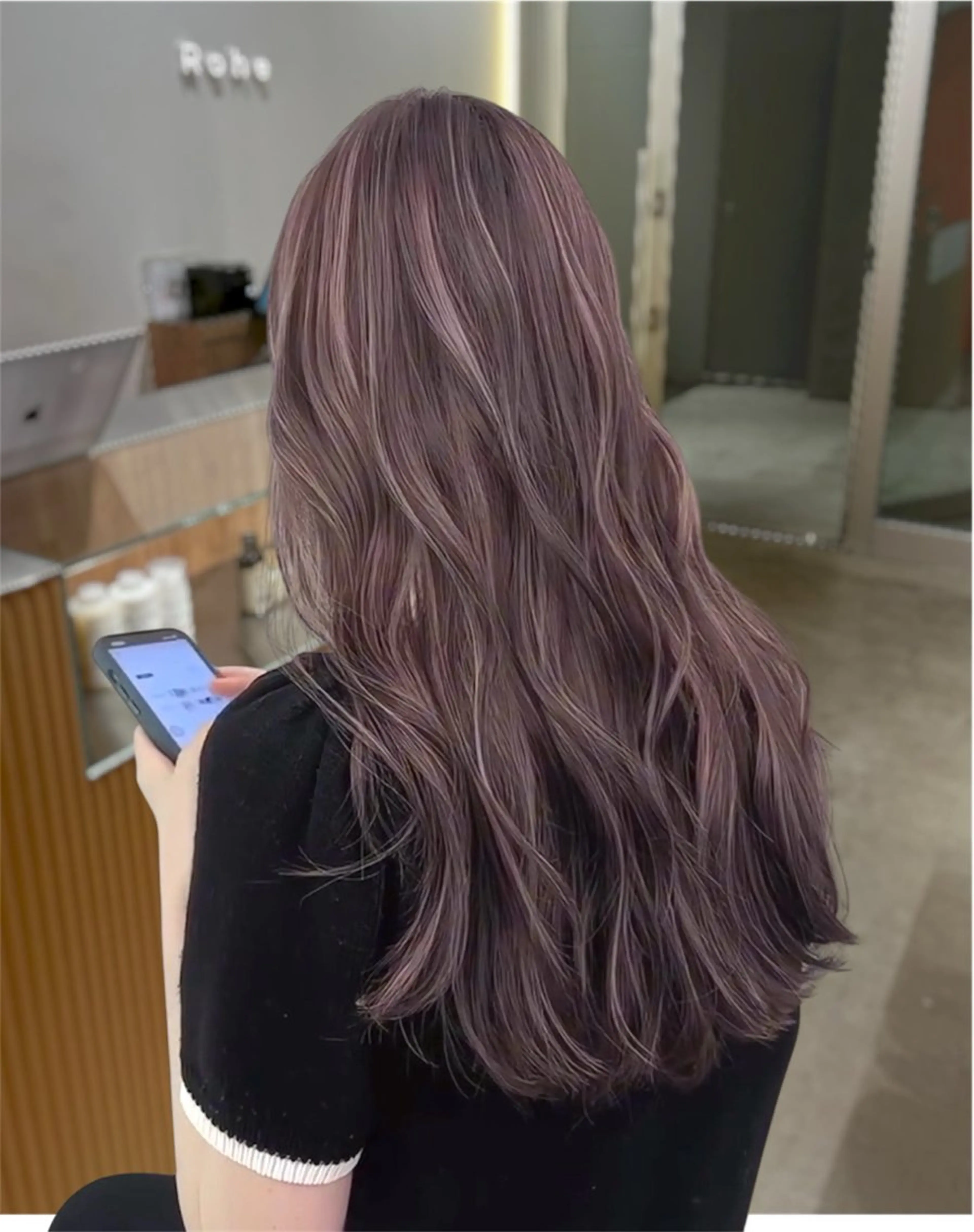 セミロング カラー ベージュカラー グレージュ ハイライトカラー ラベンダーカラー ラベンダーグレージュ ヘアカラー トリートメント ケア剤オタク×海外 ヘア長谷川裕起のヘアスタイル