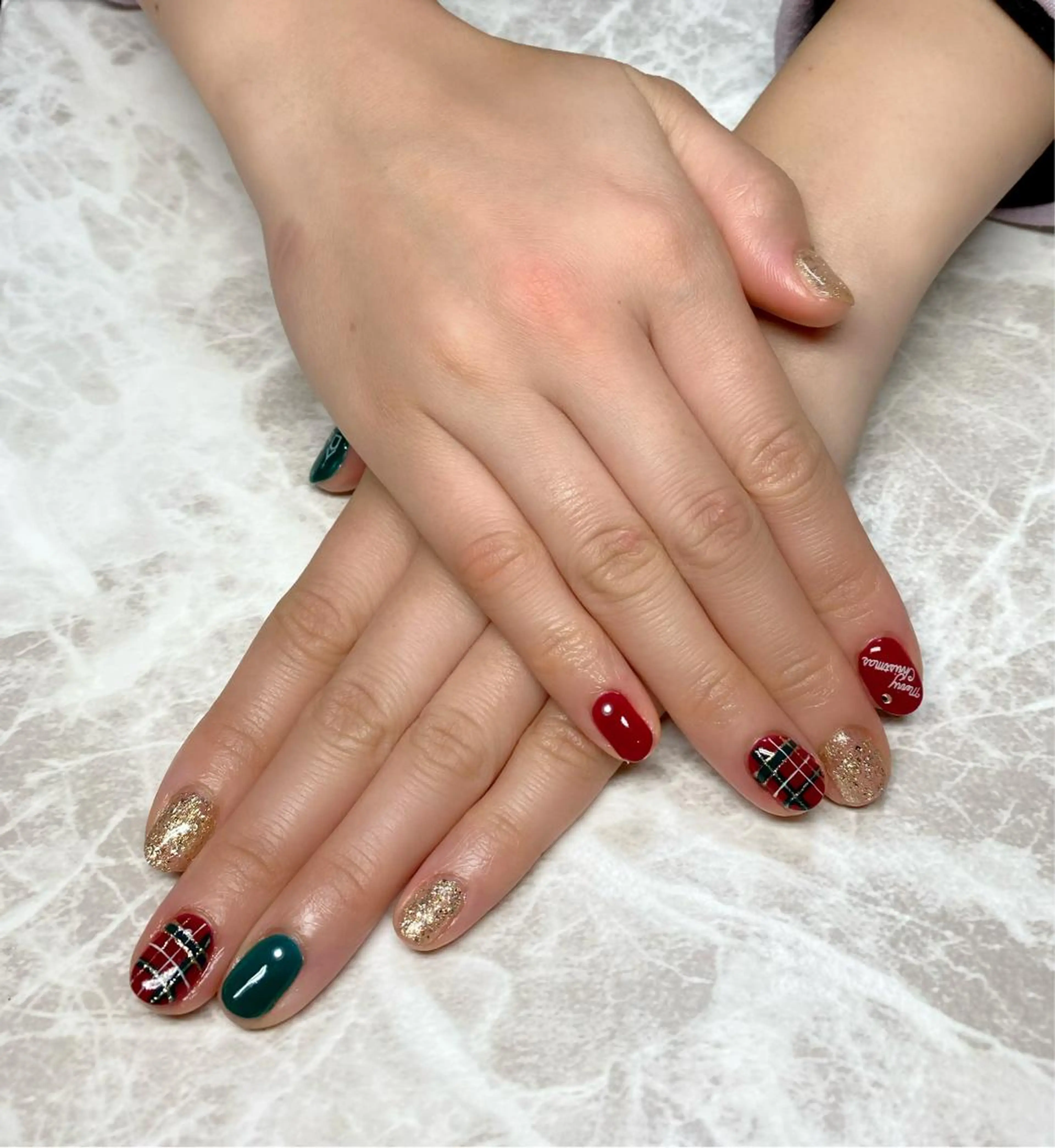 ネイル ハンドネイル ゆぴねいる所属・ゆぴねいる yupinailのネイルデザイン