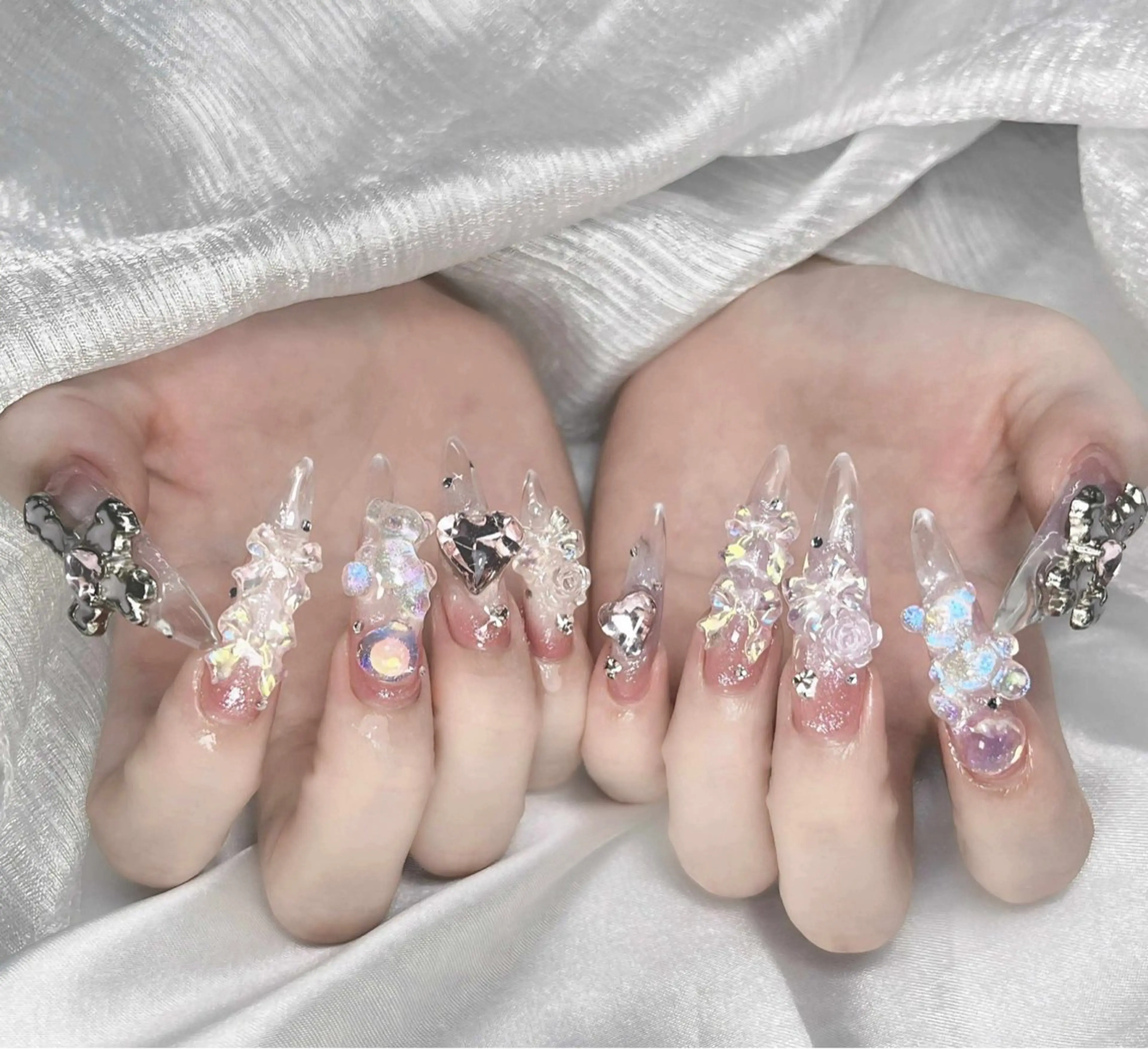 ネイル アニマル柄 べっ甲ネイル ボルドー ブラウン フレンチネイル ハンドネイル ハンドケア Nova Nail Nambaのネイルデザイン