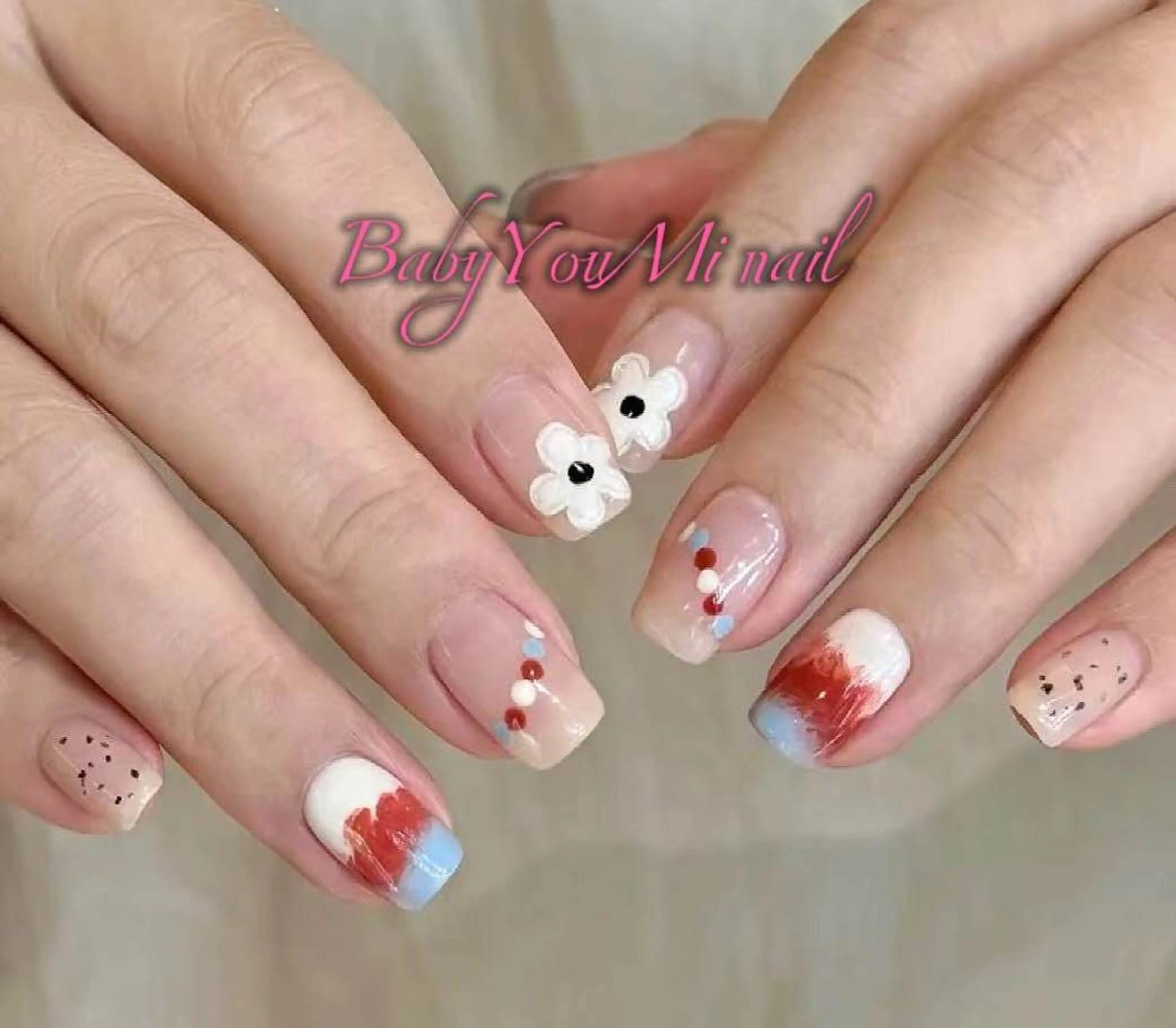ネイル オーロラネイル フラワーネイル フットネイル フレンチネイル ジェルネイル ハンドネイル BabyYouMi ねねのネイルデザイン