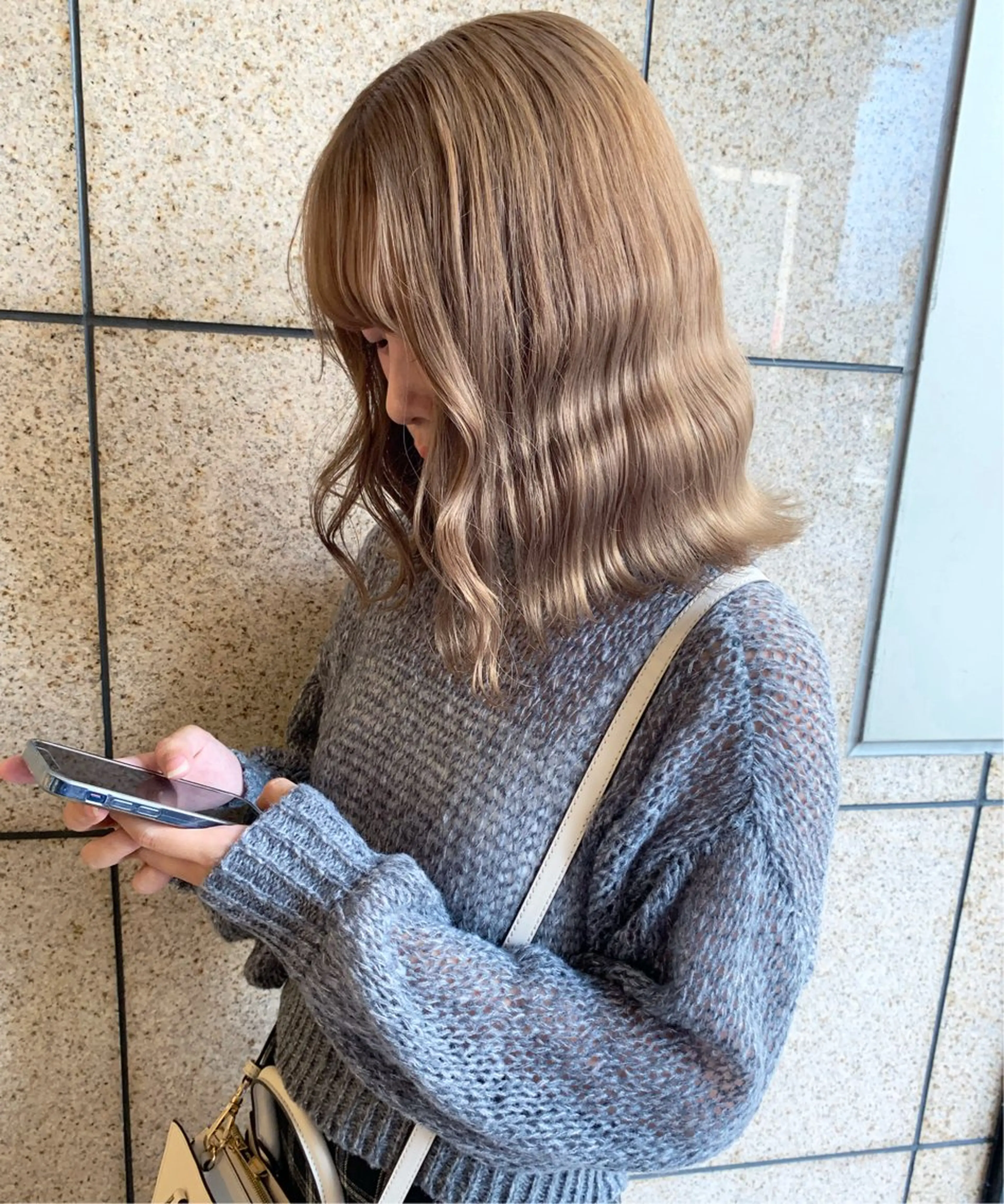 ミディアム カラー moeka レイヤー /艶カラー/韓国のヘアスタイル