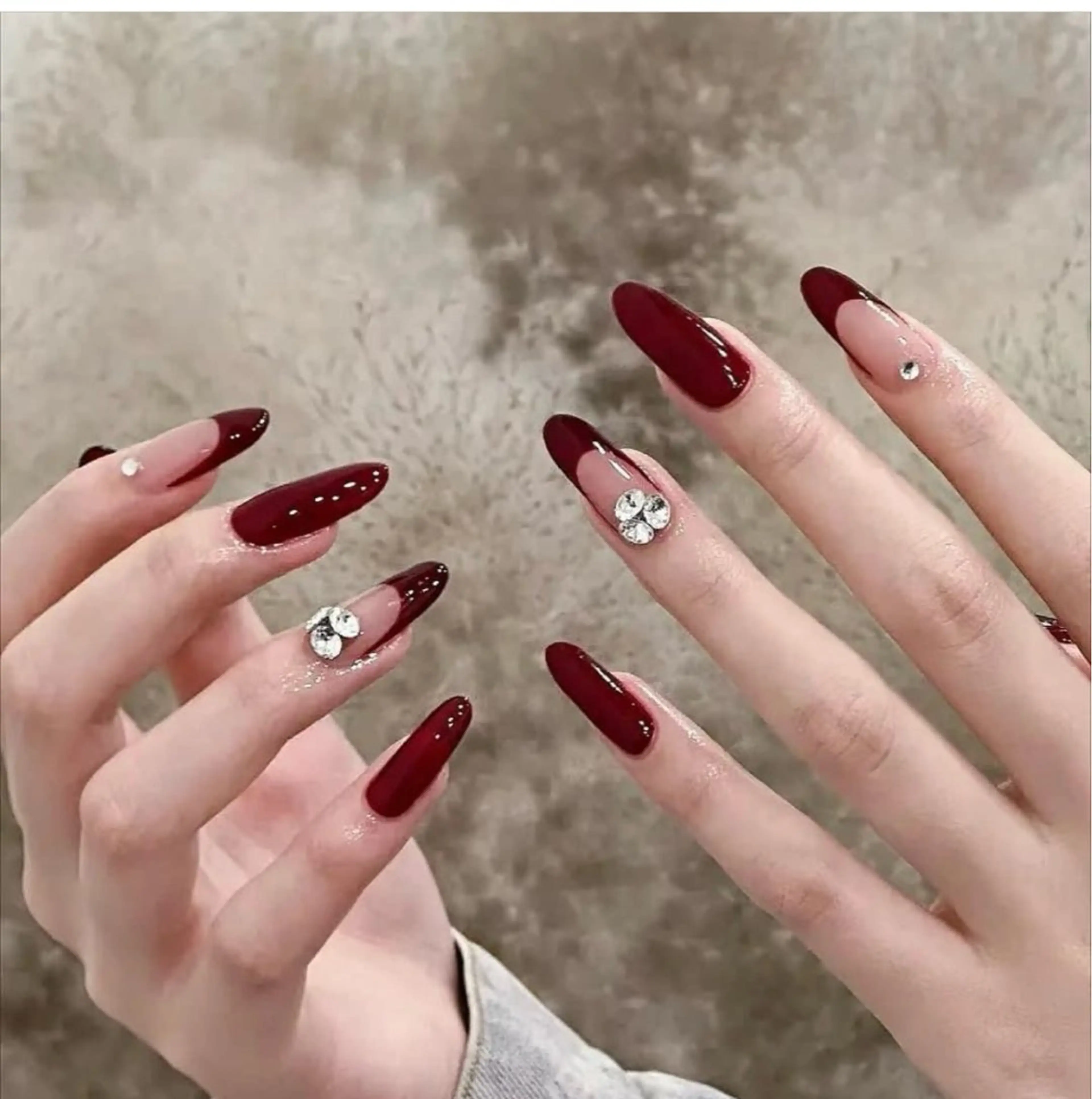 ネイル フレンチネイル キラキラネイル マグネットネイル ミラーネイル ニュアンスネイル ハンドネイル Tira Nailのネイルデザイン