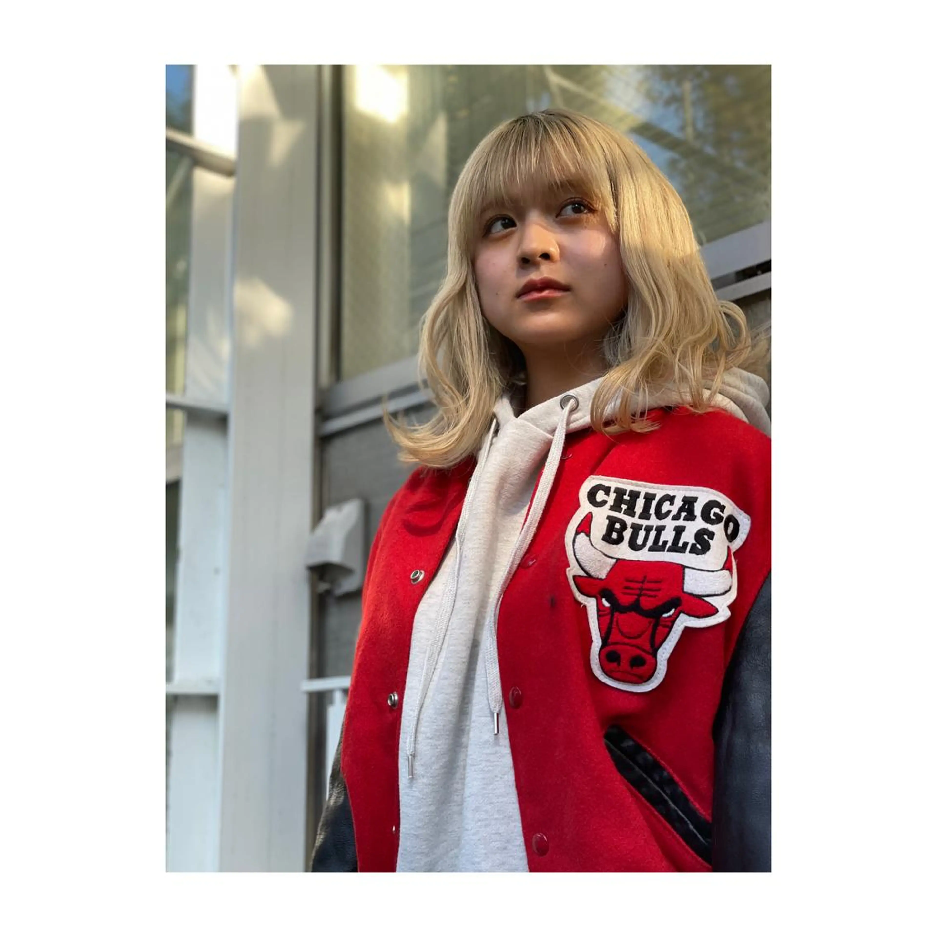 ミディアム カラー ヘアアレンジ アディクシーカラー アッシュ バレイヤージュ ベージュカラー ブリーチ ヘアカラー トリートメント ヘッドスパ ヘアセット ®️レイヤー/透明感 カラー/星野六三四のヘアスタイル