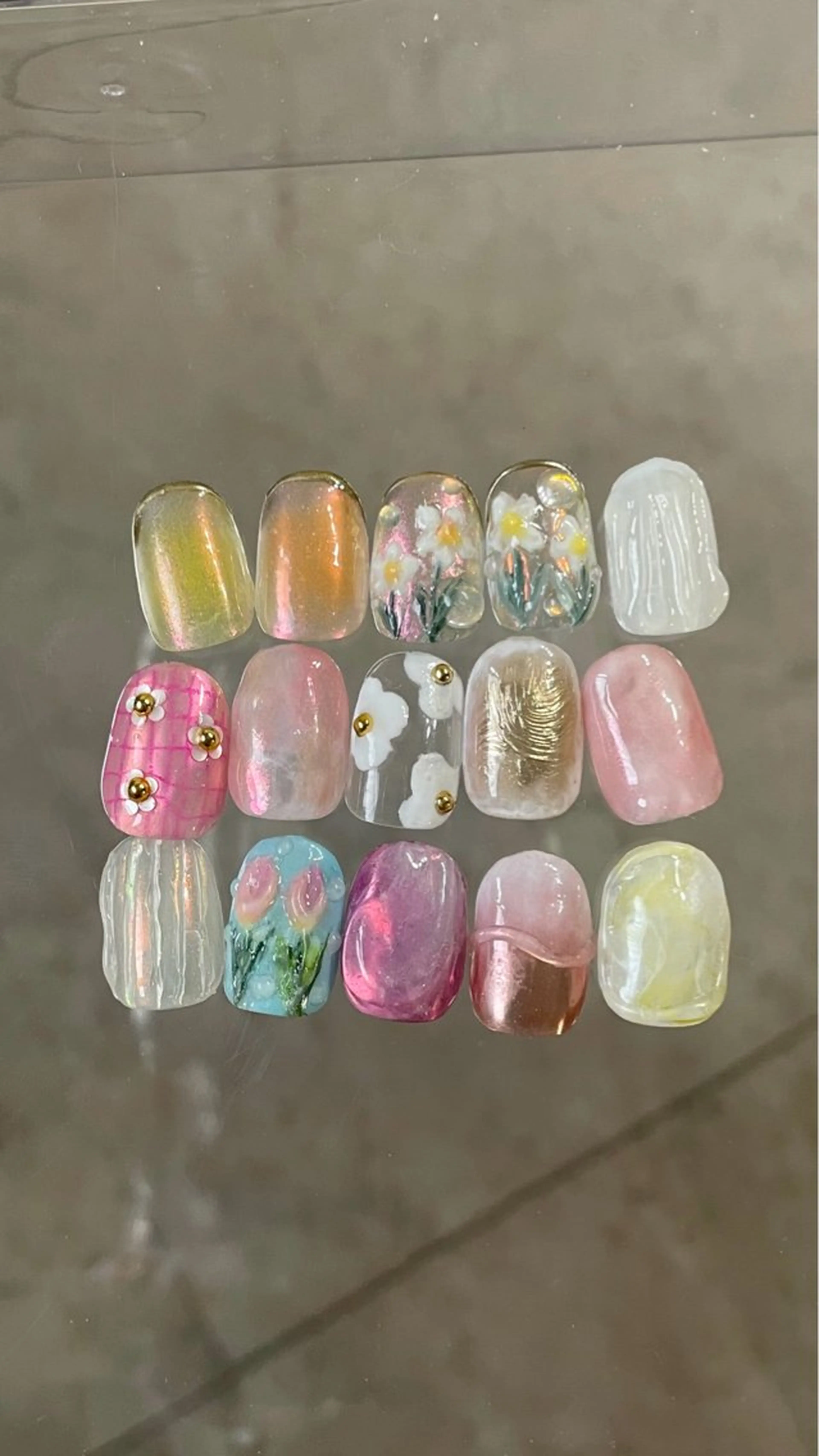 【定額ネイル】の写真