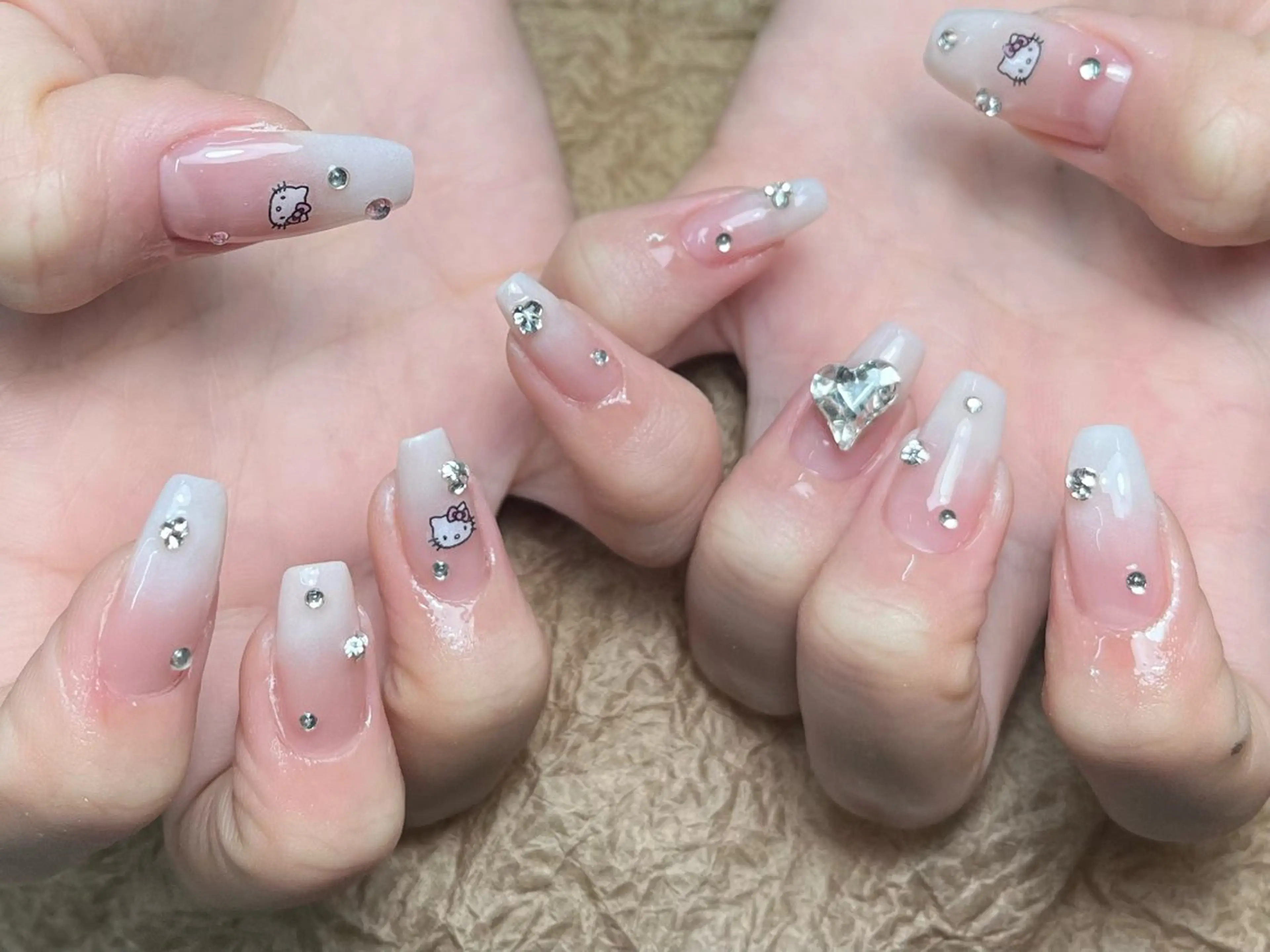 ネイル ToliyDeliy Nail Salonのネイルデザイン