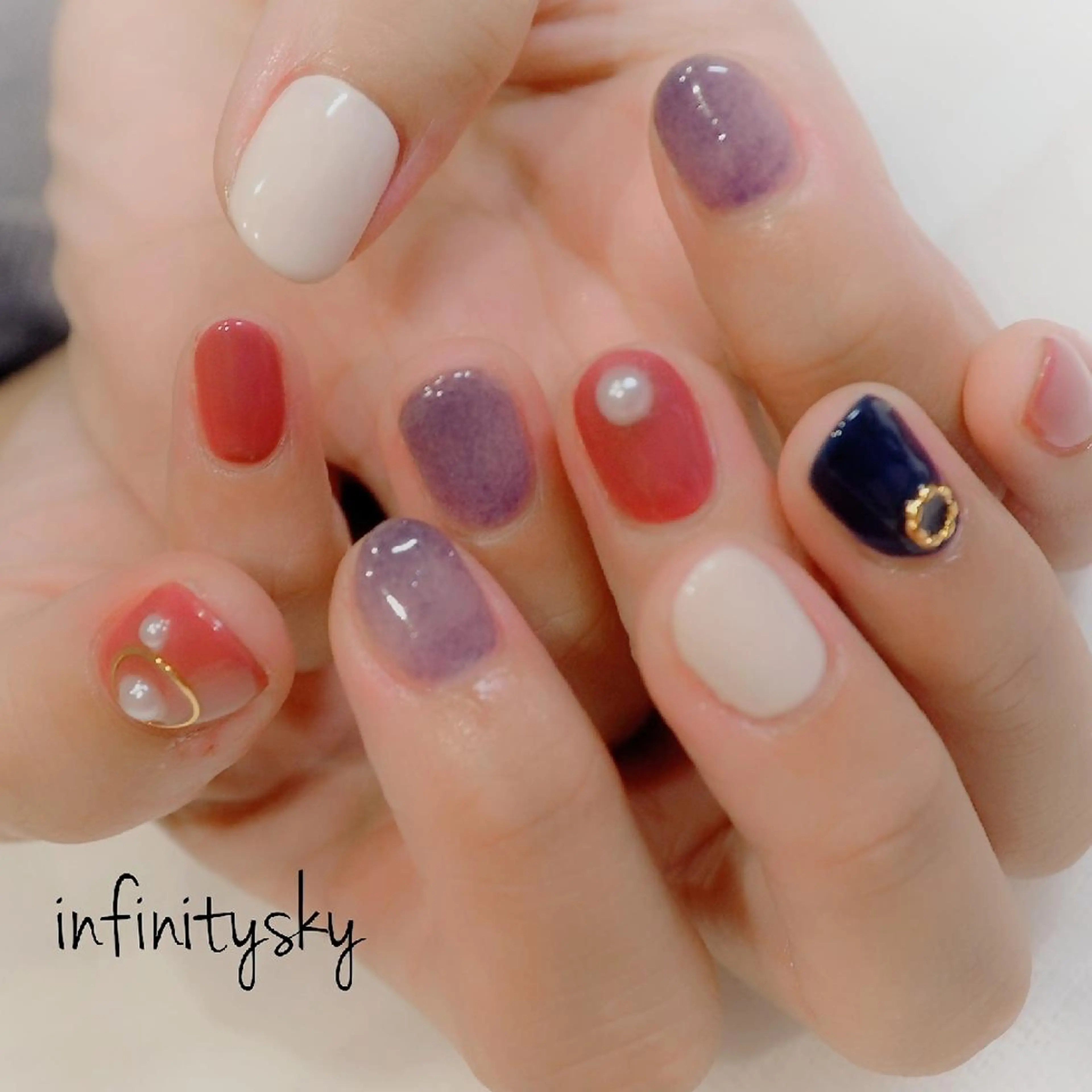 ネイル ストーンネイル ハンドネイル infinity skyのネイルデザイン