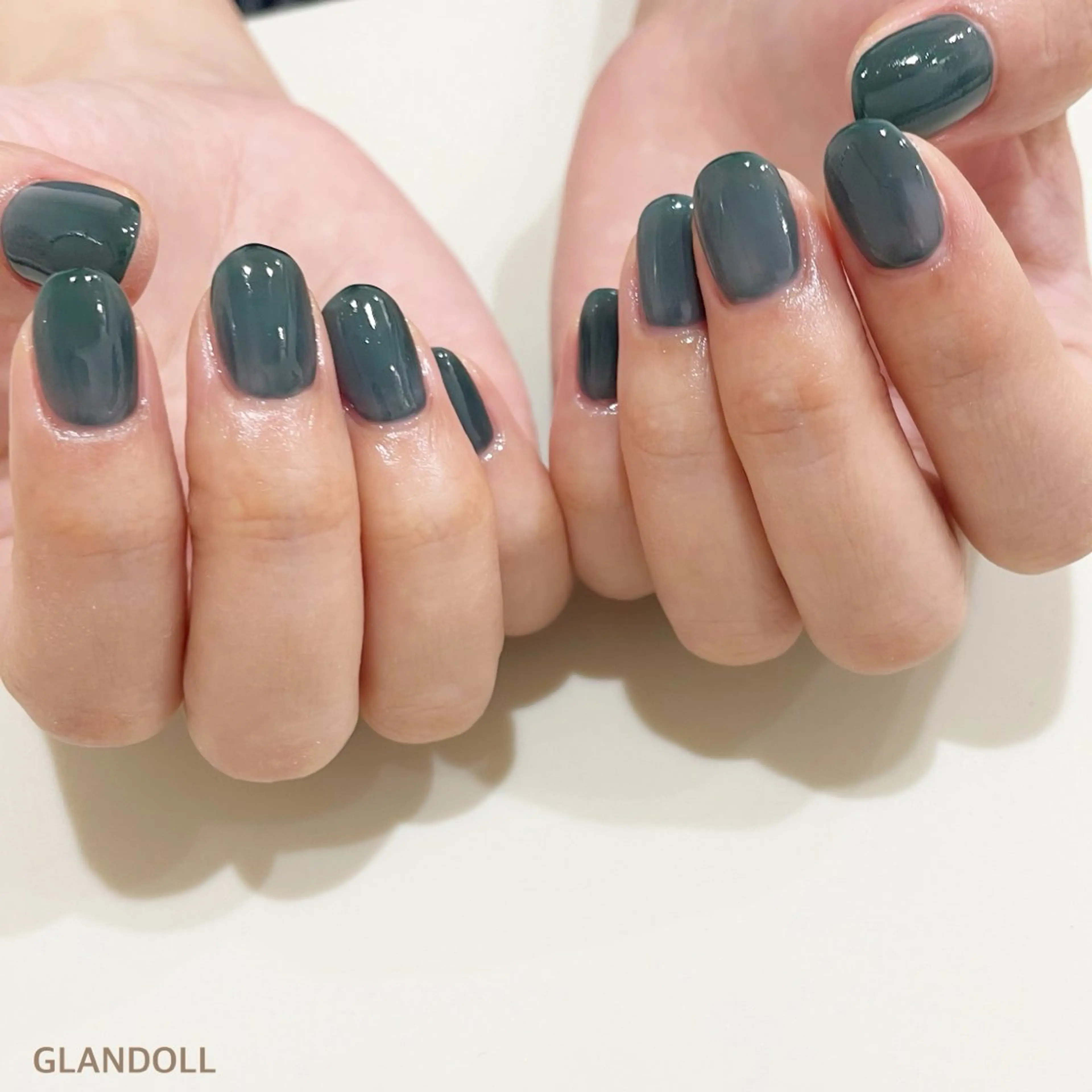 ネイル ハンドネイル GLANDOLL YURIのネイルデザイン