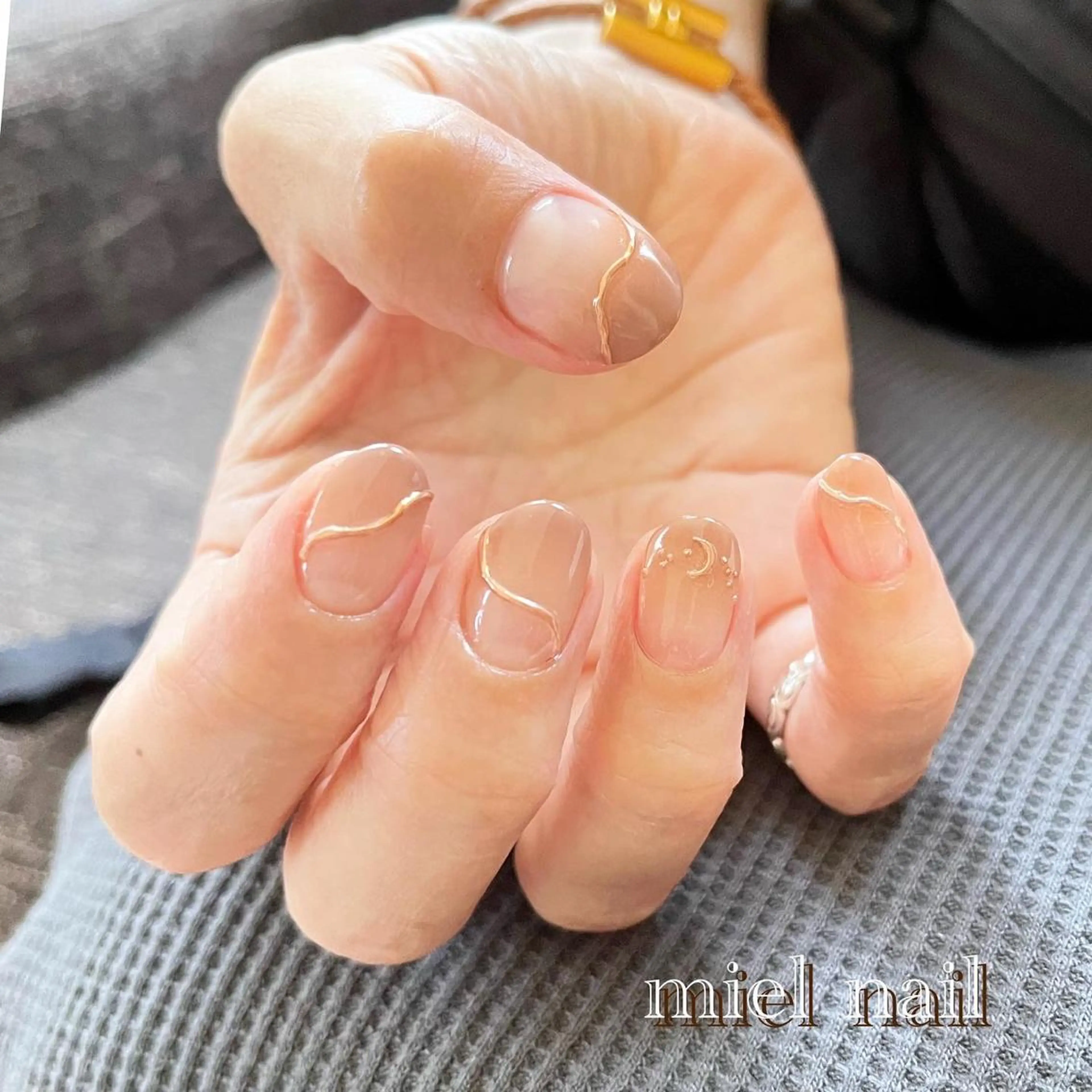 ネイル ミラーネイル 持ち込み ハンドネイル miel nailのネイルデザイン