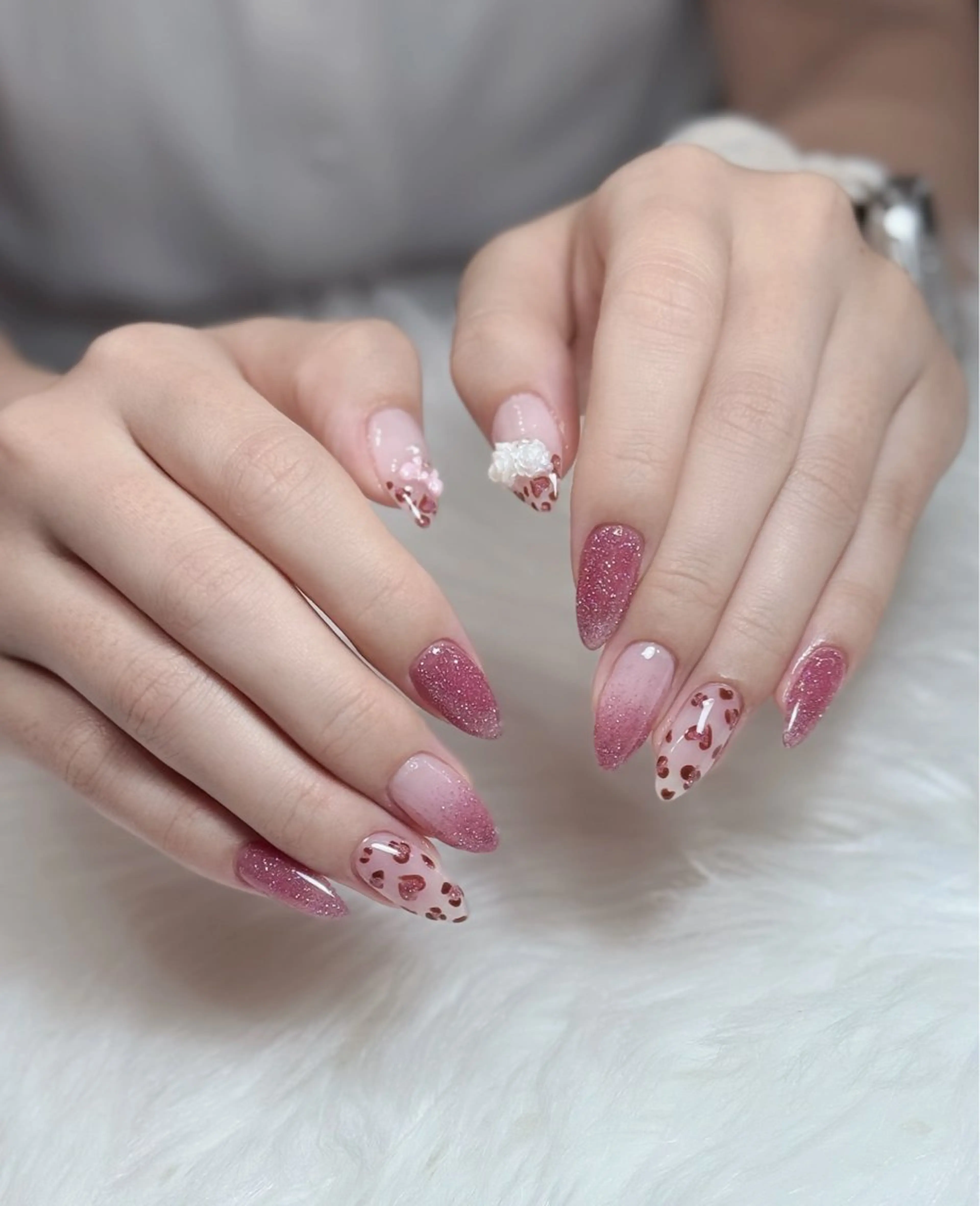 ネイル オーロラネイル チークネイル フットネイル フレンチネイル ジェルネイル ハンドネイル Nichi Nailsのネイルデザイン