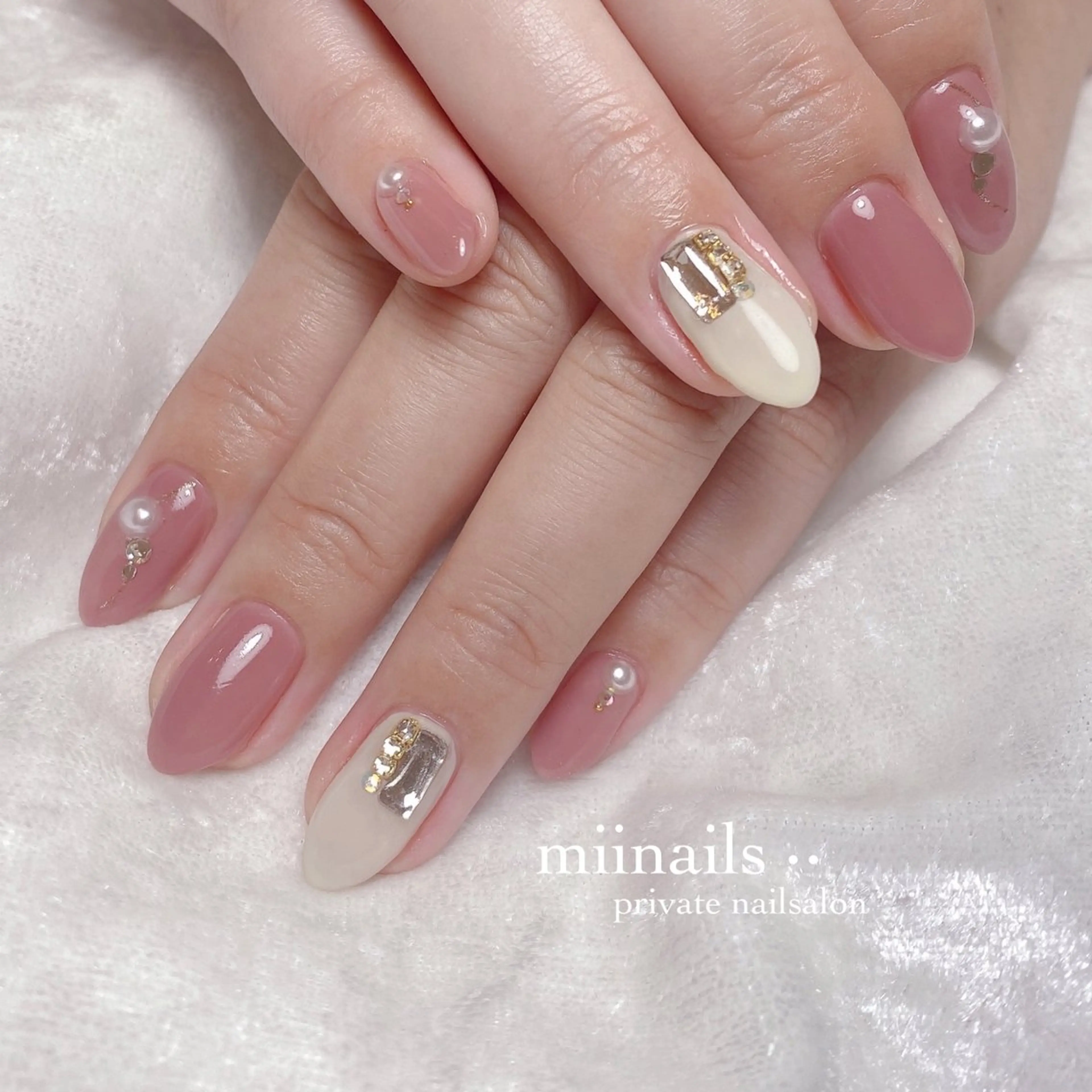 ネイル フレンチネイル 韓国ネイル ワンホンネイル ハンドネイル nailsalon miinailsのネイルデザイン